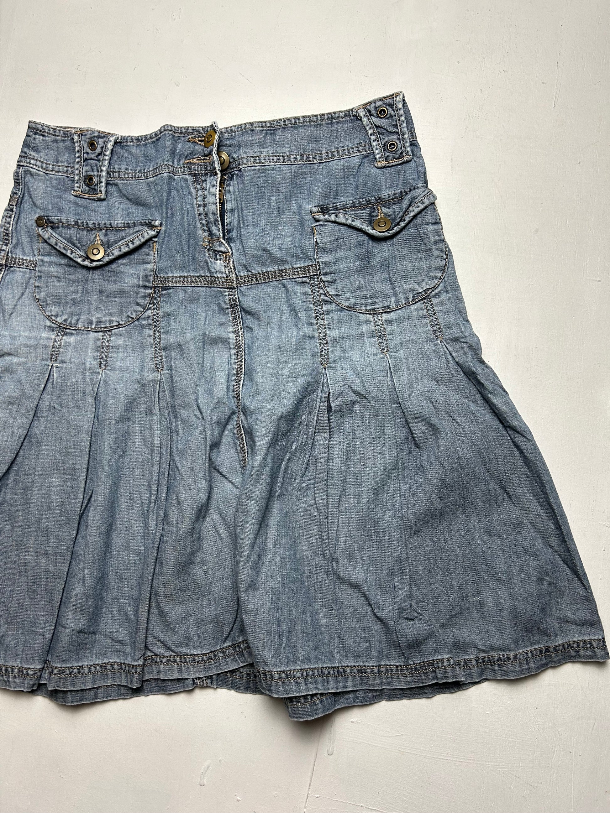 Blue denim low rise pleated mid skirt 90s y2k vintage (S/M)