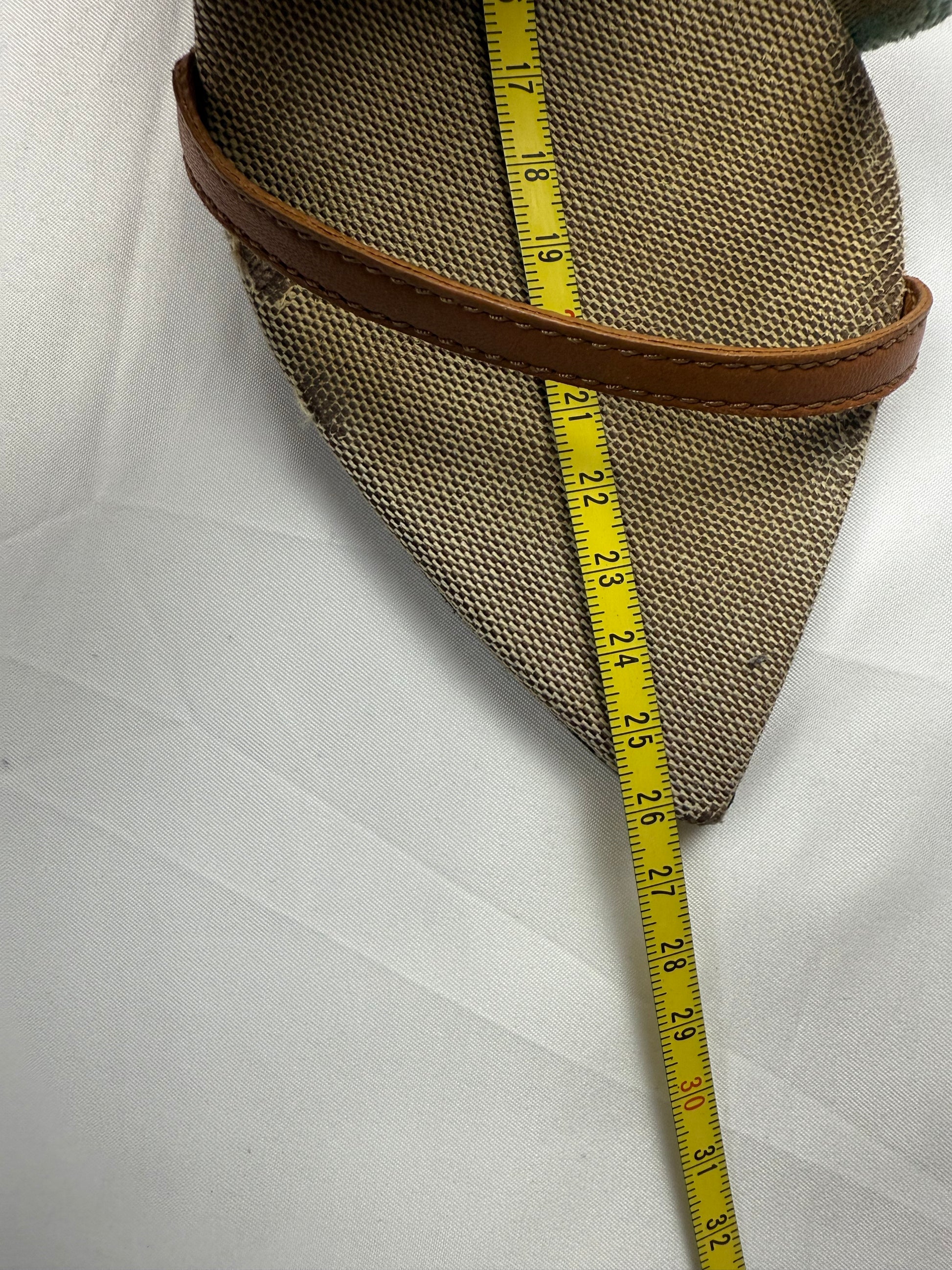 Khaki GG buckle heels (37)