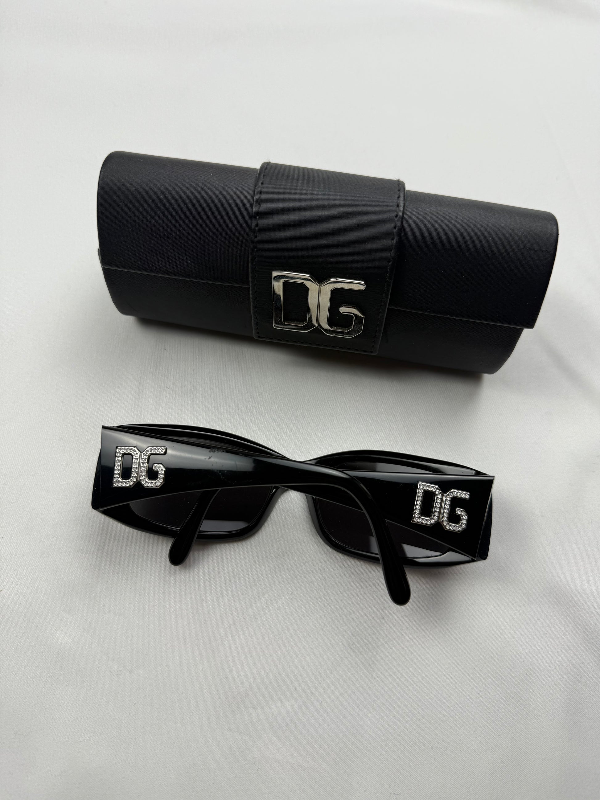 Black rhinestones logo 2000s  sunglasses (with prescription)