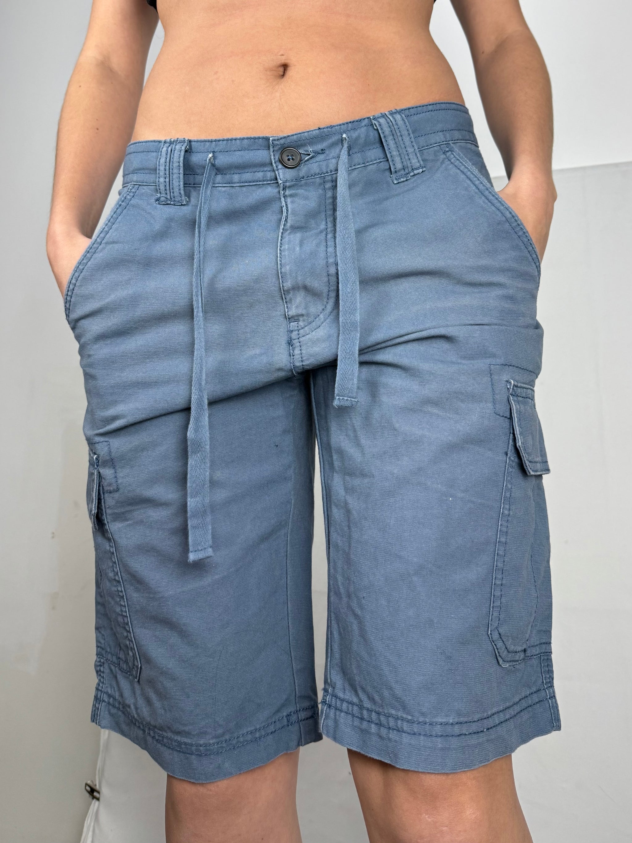 Blue cotton cargo mid short (L)