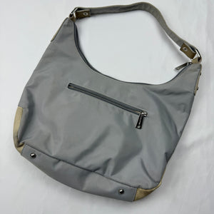 Baby blue pockets medium shoulder bag (31x23cm)