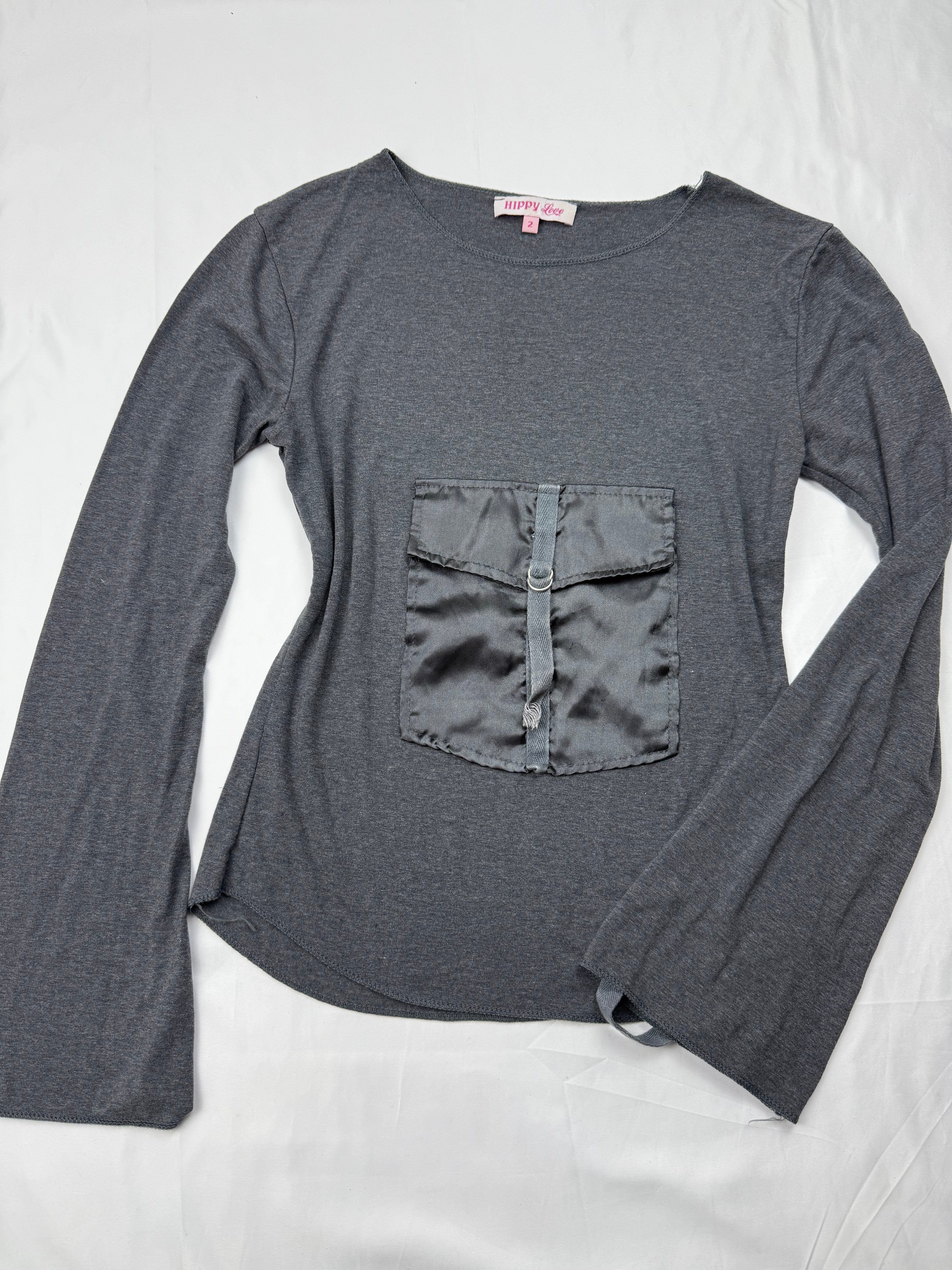 Grey pocket flared long sleeves top (S/M)