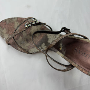 Brown & gold charms heels (41)