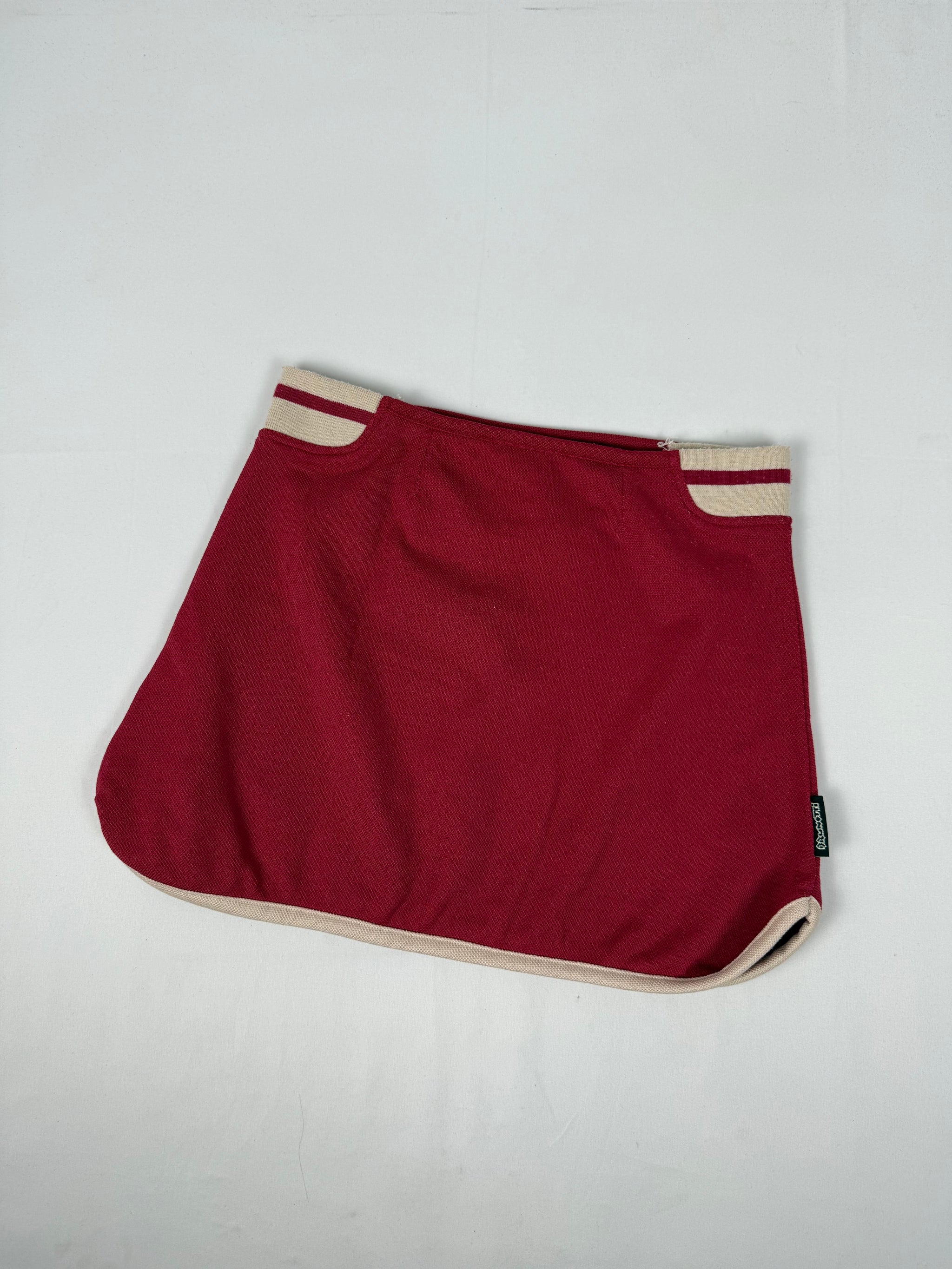 Red activewear mini skirt (S)