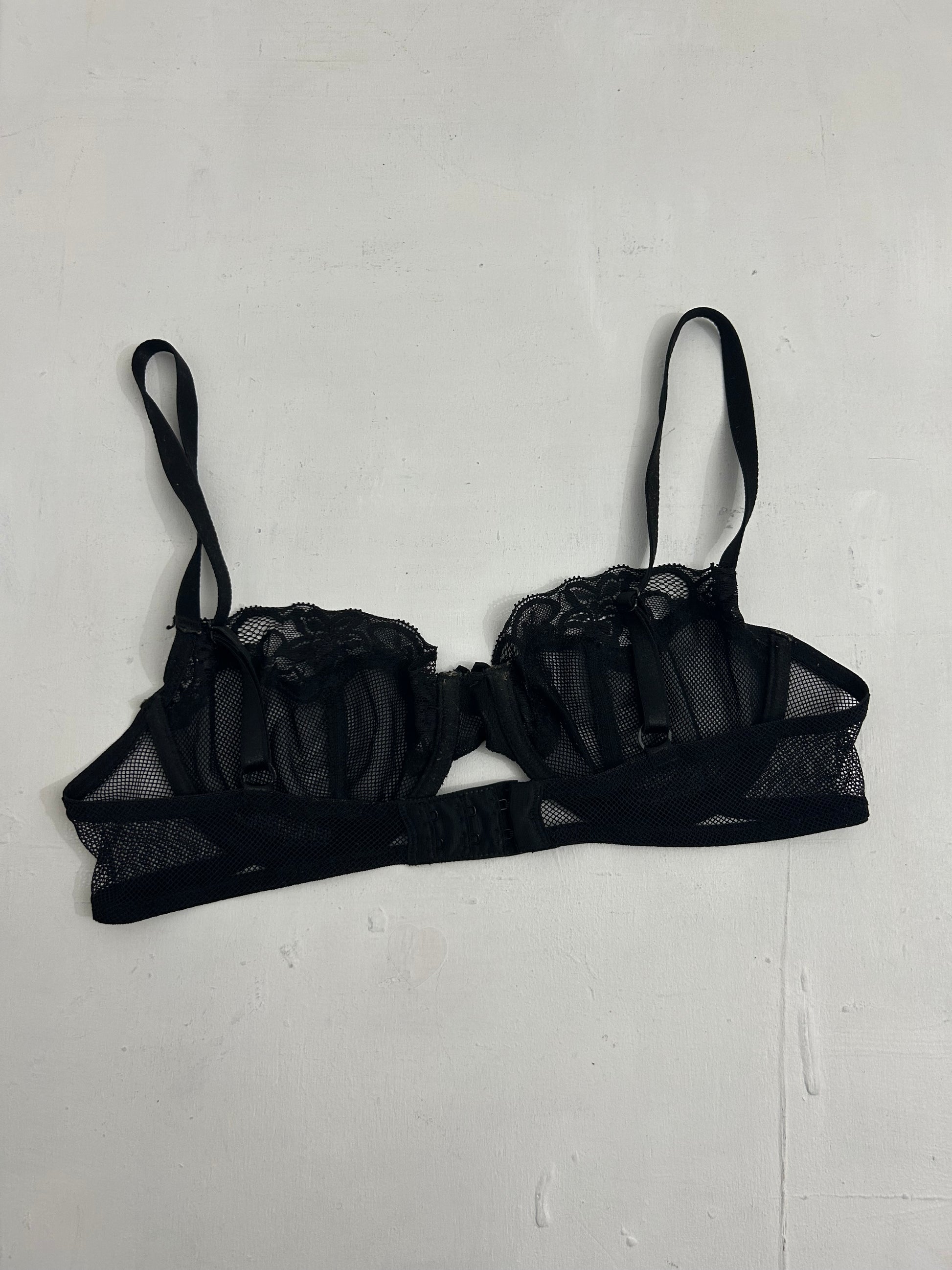 Black mesh lace see trough vintage bra