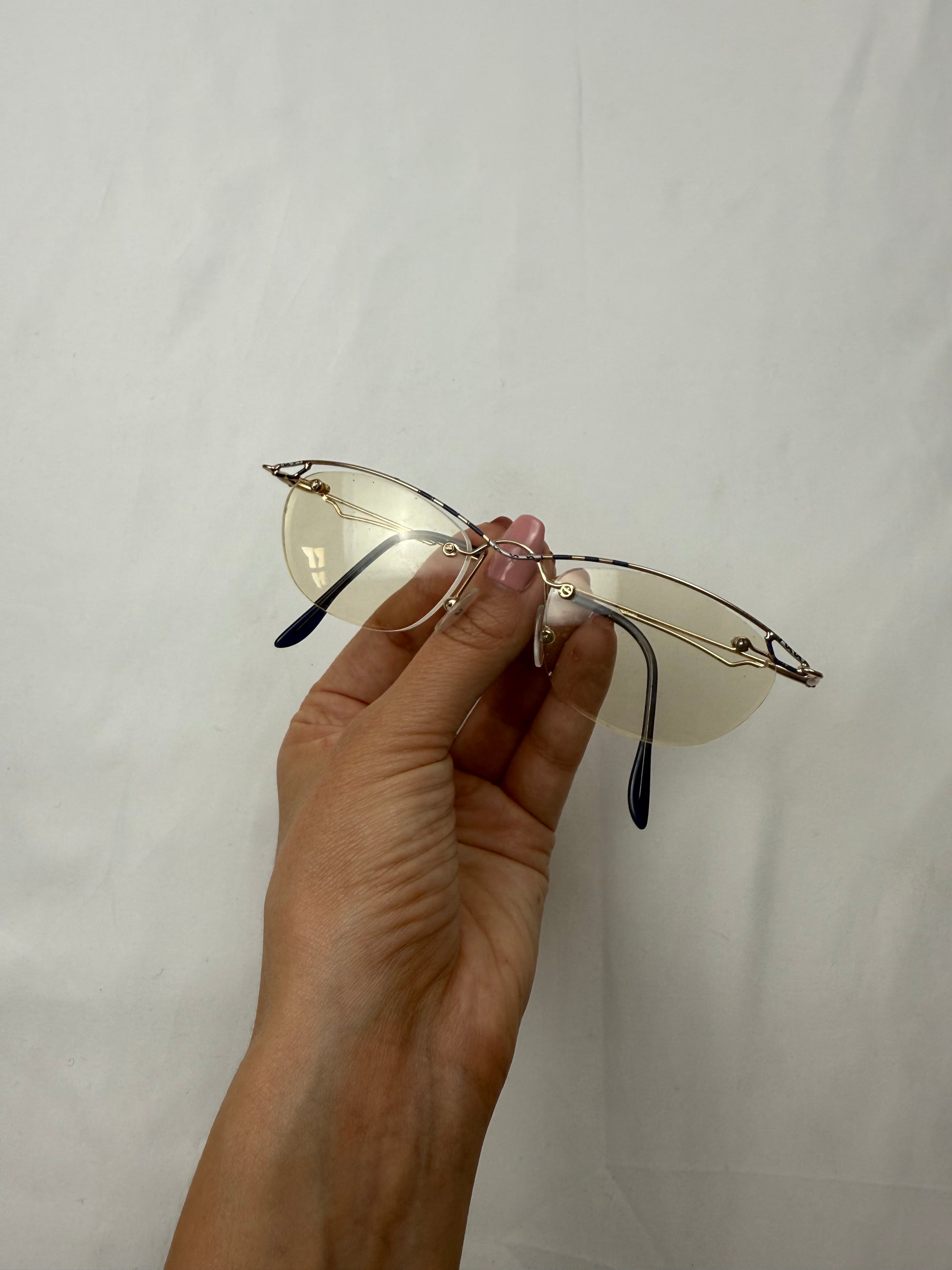 2000s office siren glasses (with prescription)