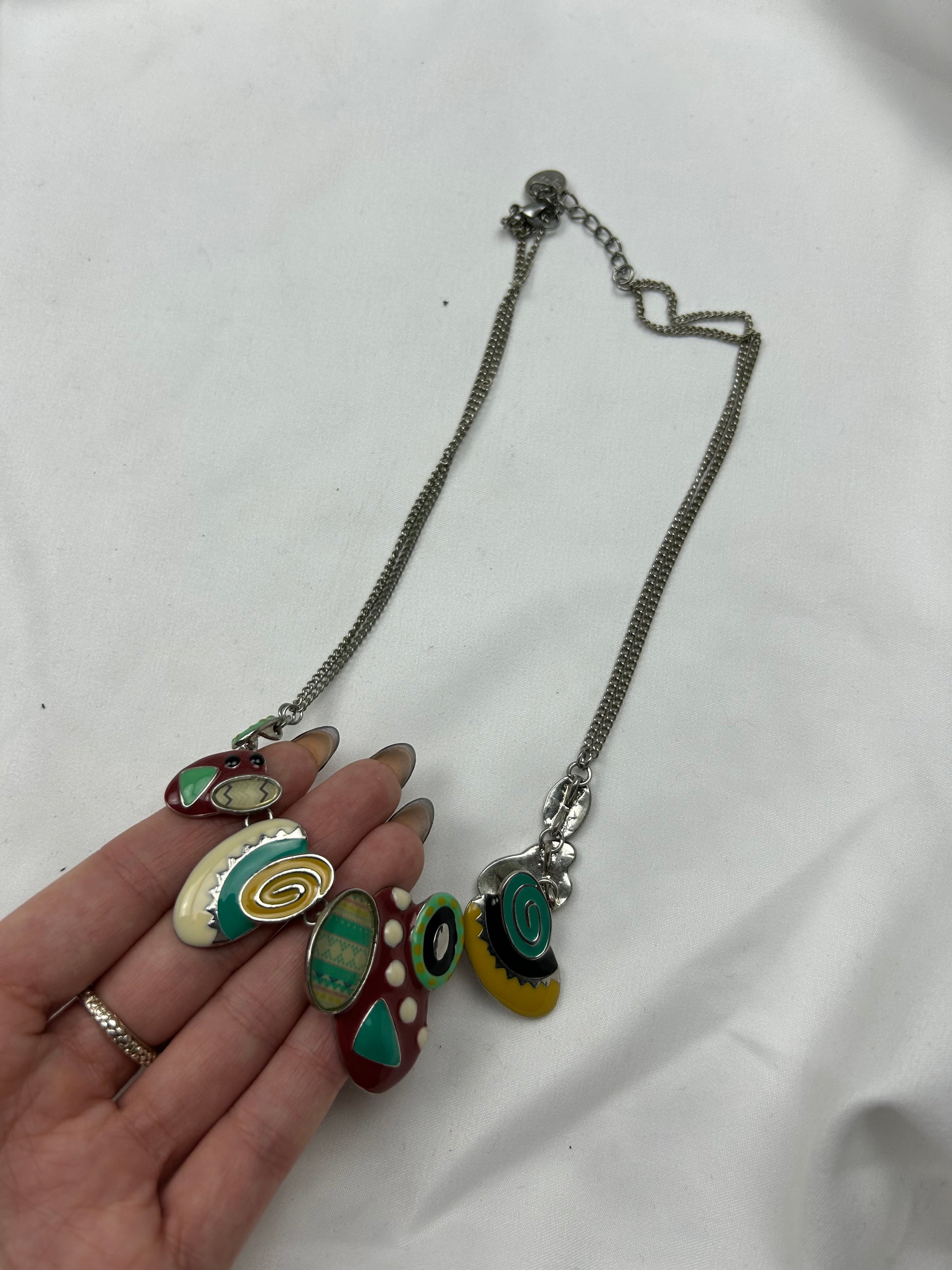 Silver gems pendent necklace