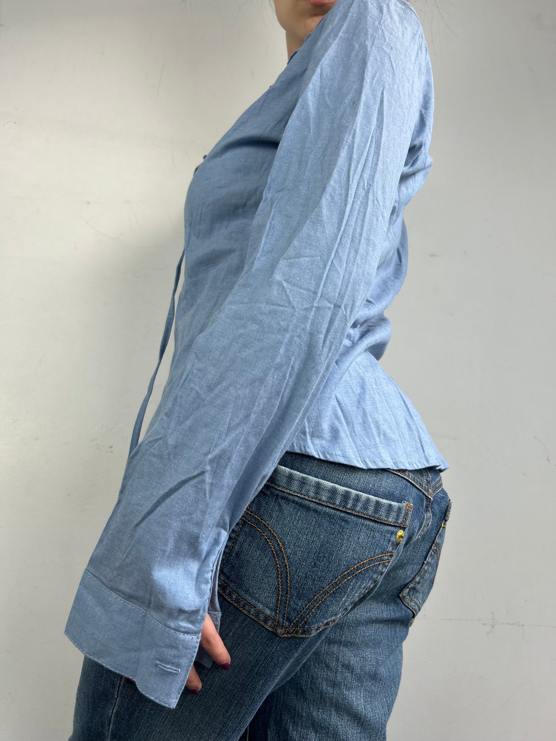 Blue long sleeves shirt (S/M)
