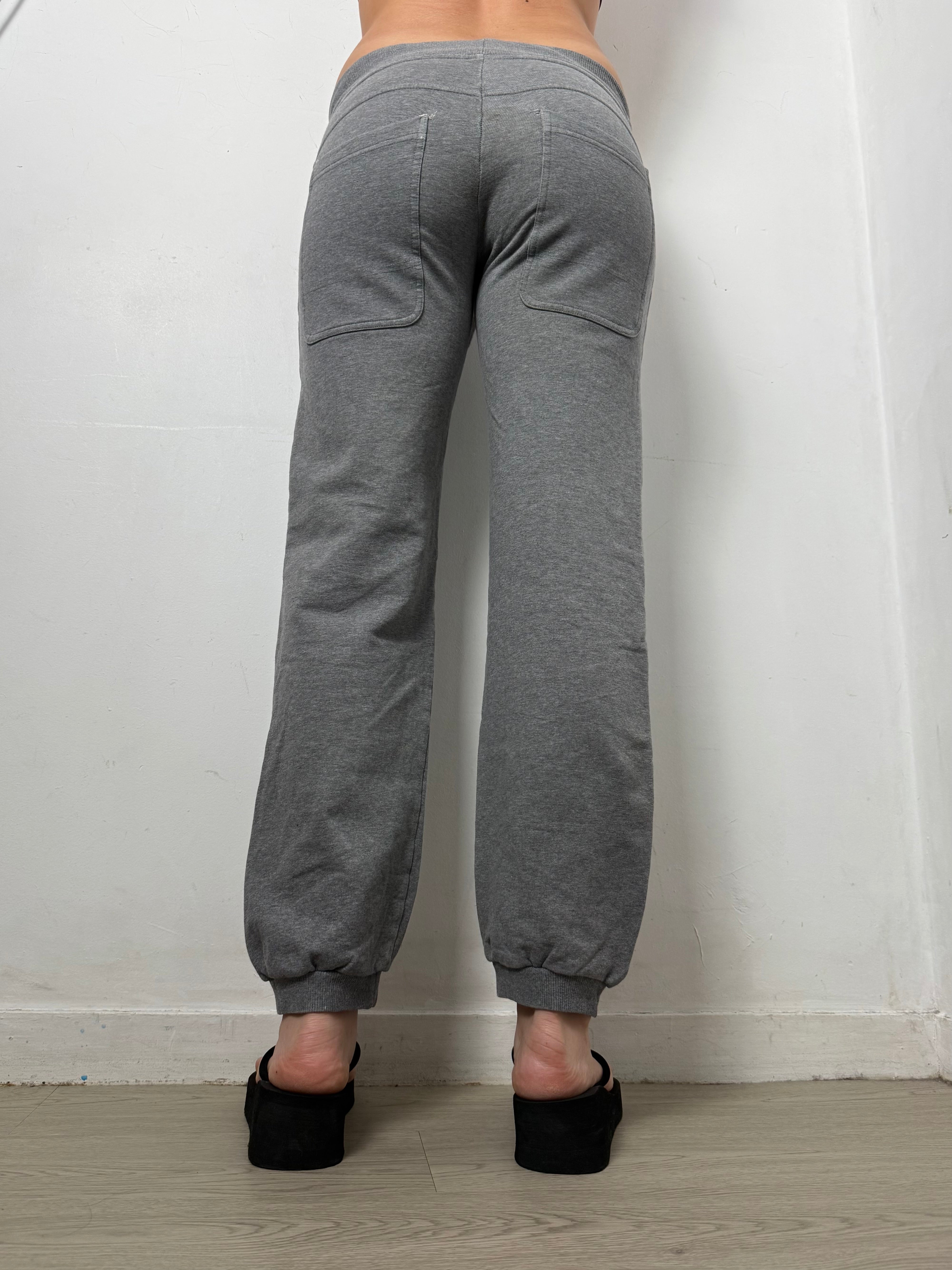 Grey low rise joggers pants (S)