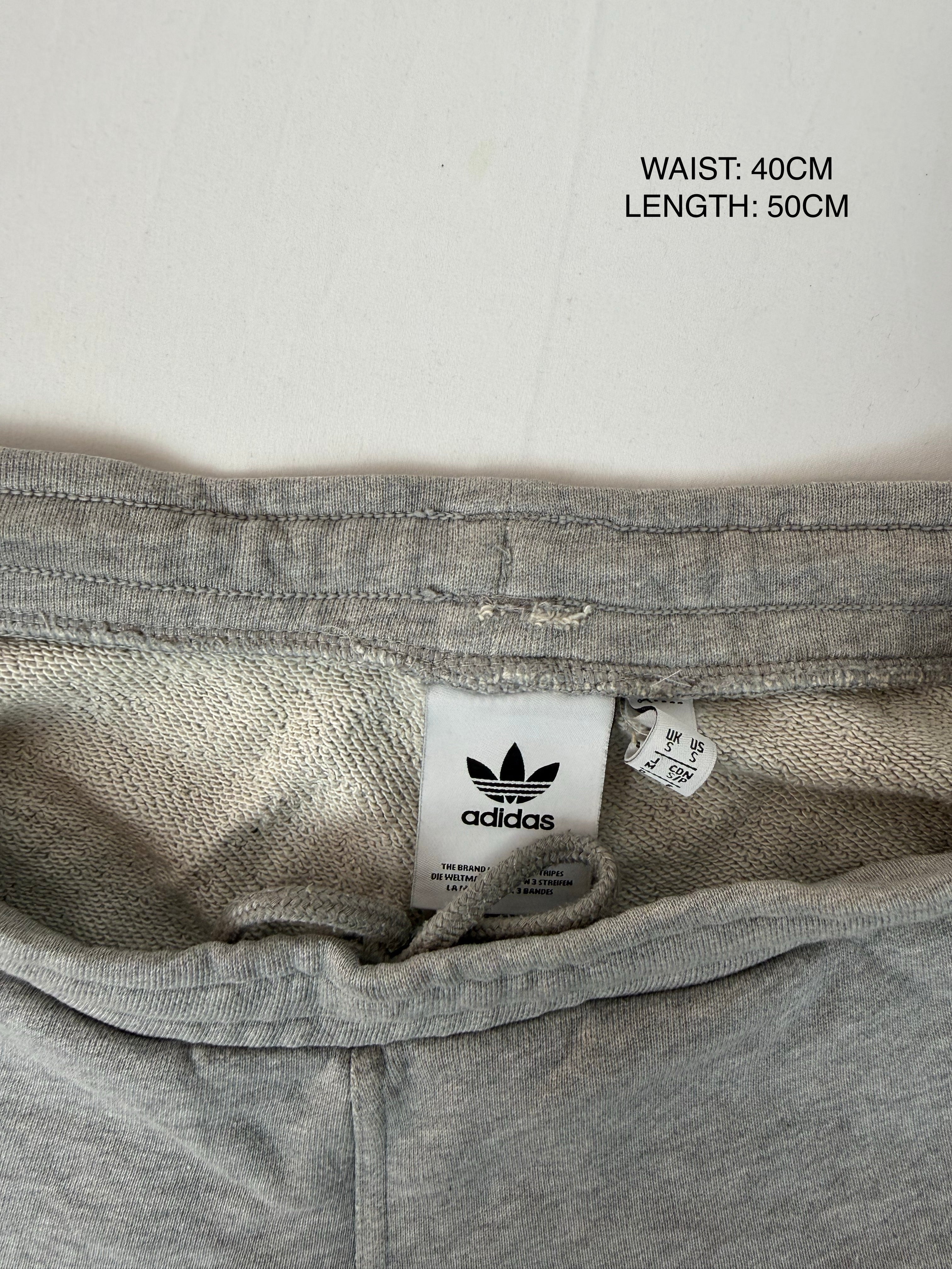 Grey cotton low rise mid short (M)