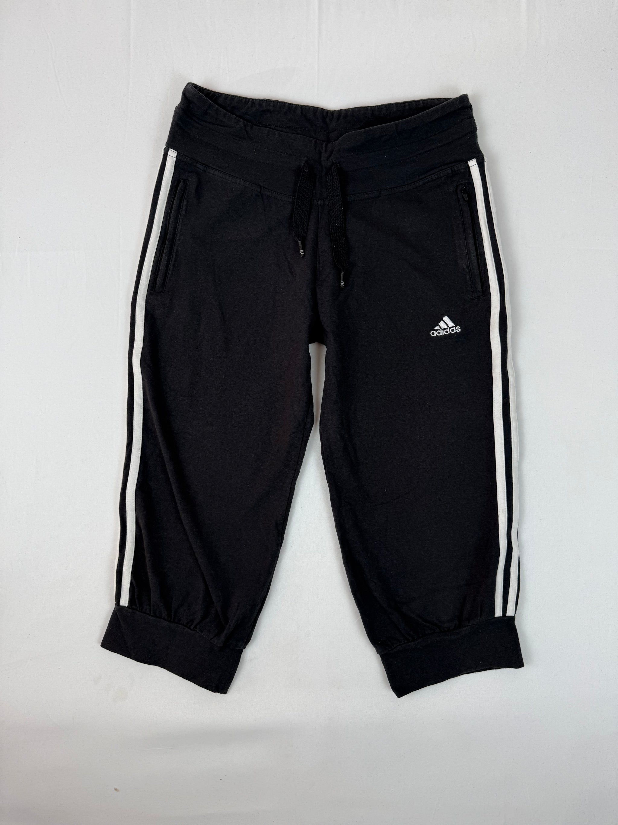 Black activewear low waist capri pants (S)