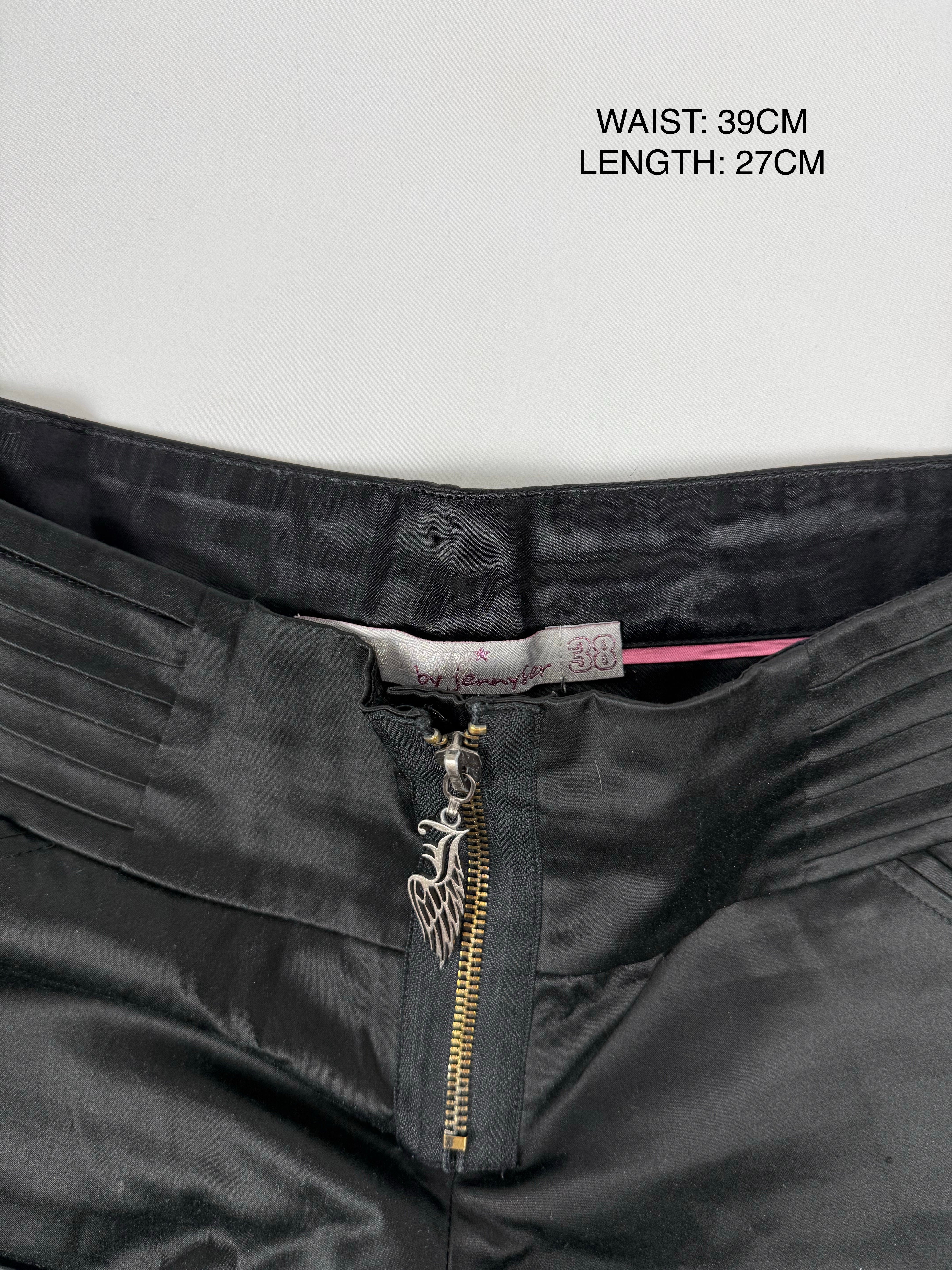 Black silky low rise mini short (M)