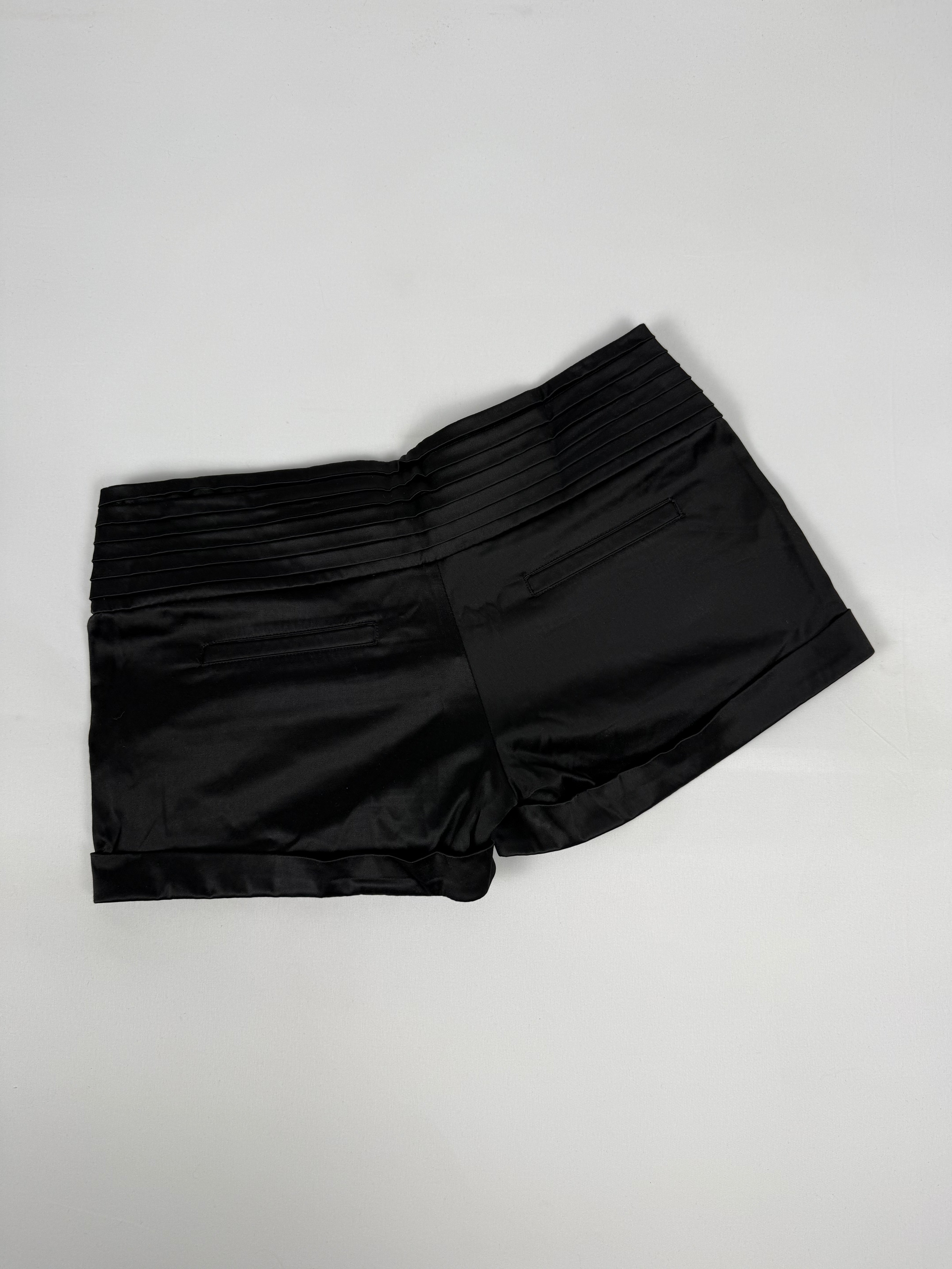 Black silky low rise mini short (M)