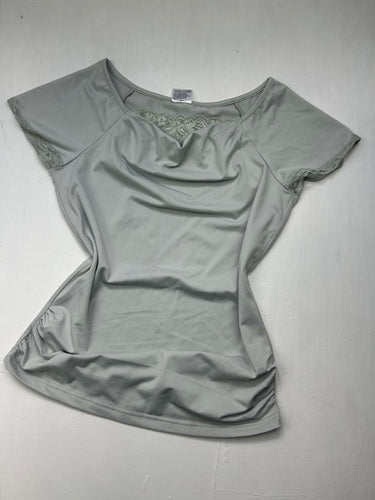 Grey lace lycra ruched tee (M/L)