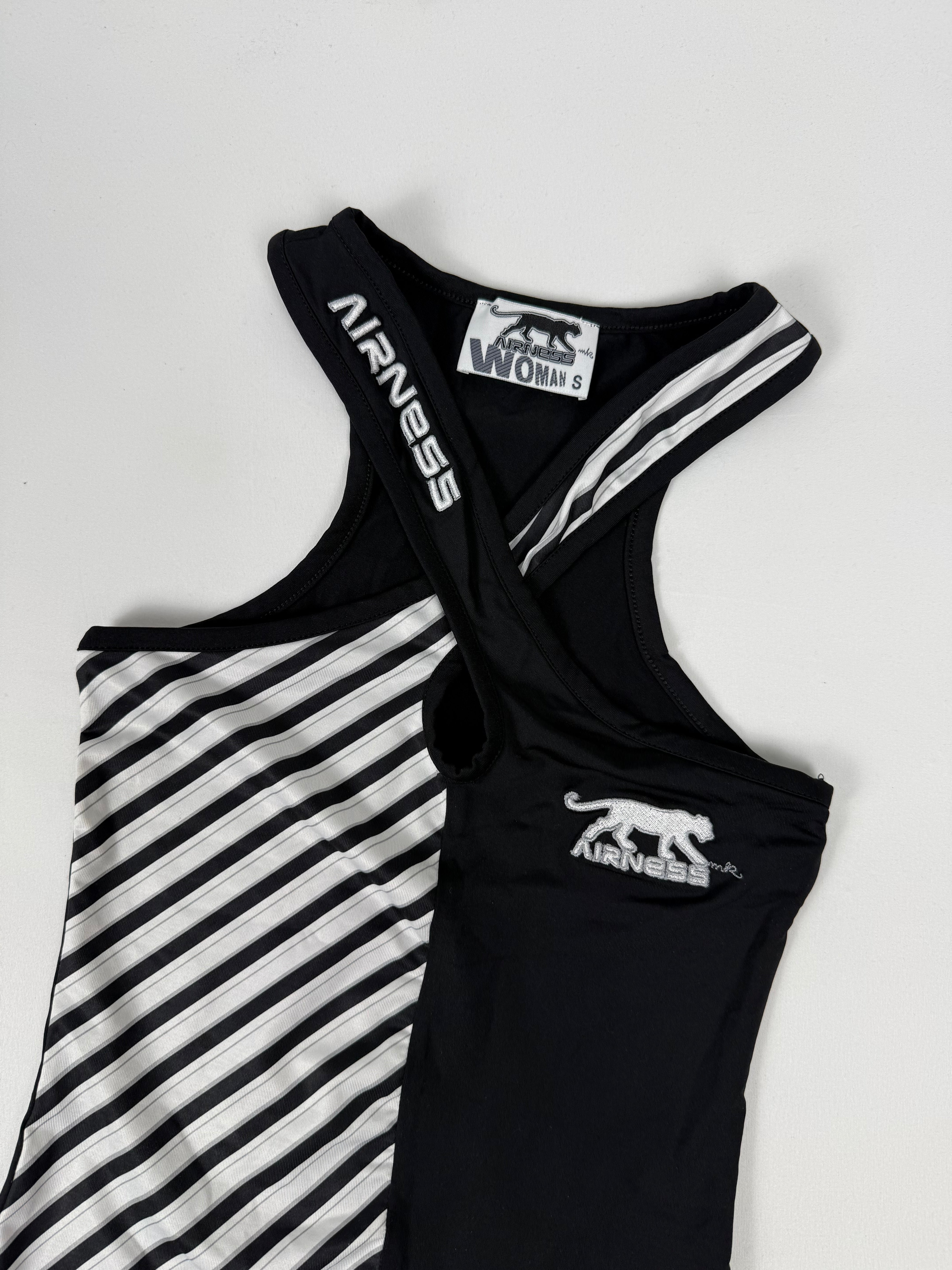 Black activewear tight fit top (S)