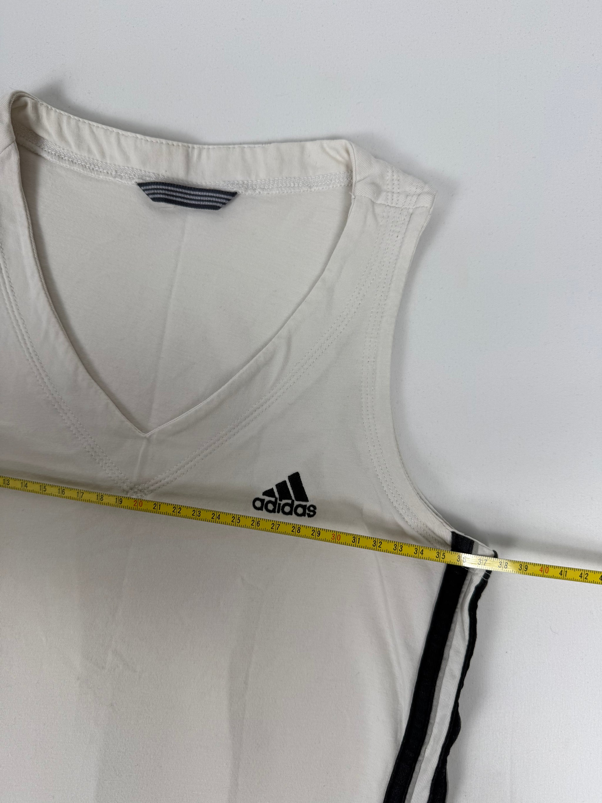 White activewear top + short set (S)