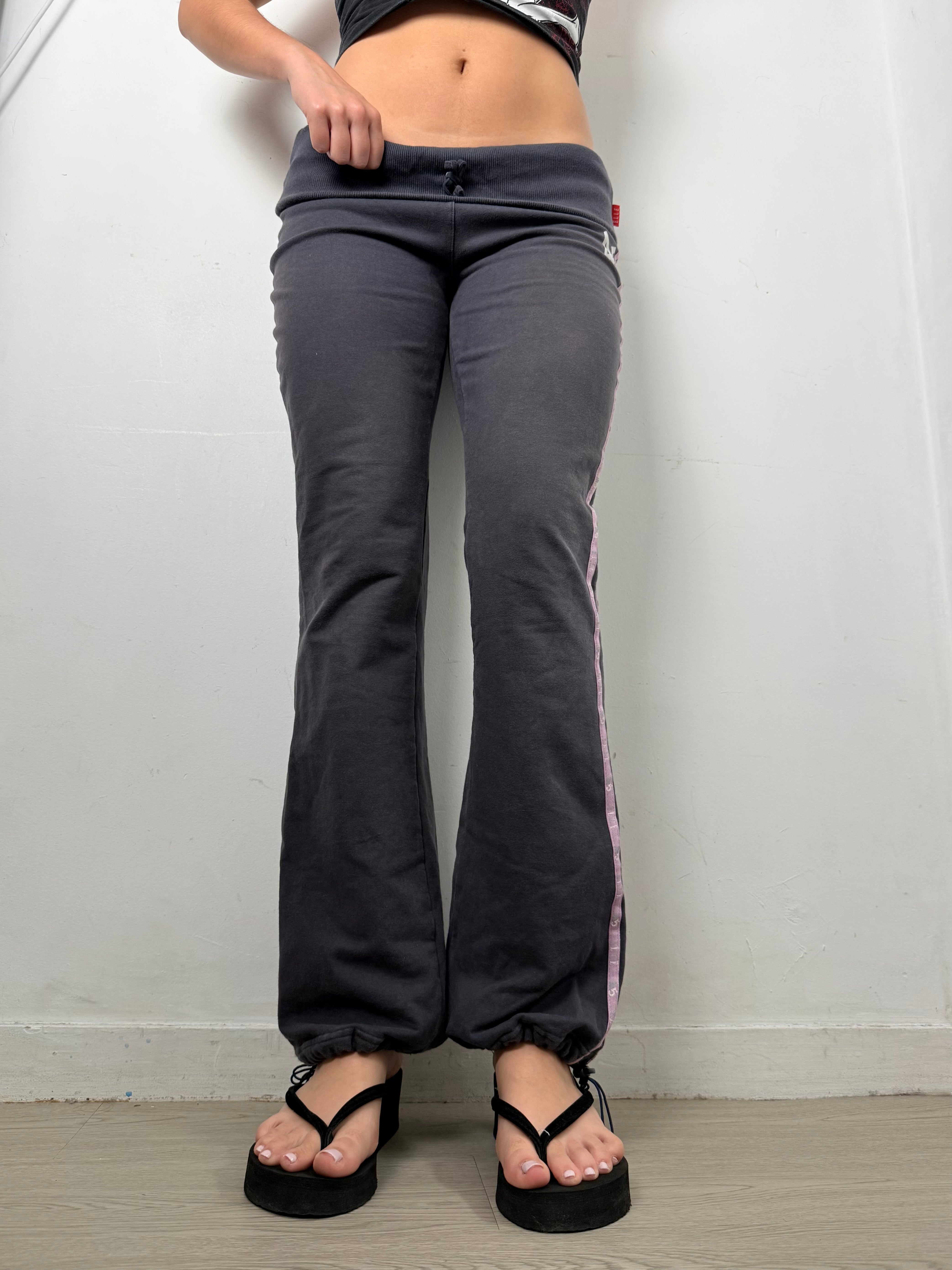 Pantalon droit taille basse en jean noir (XS)
