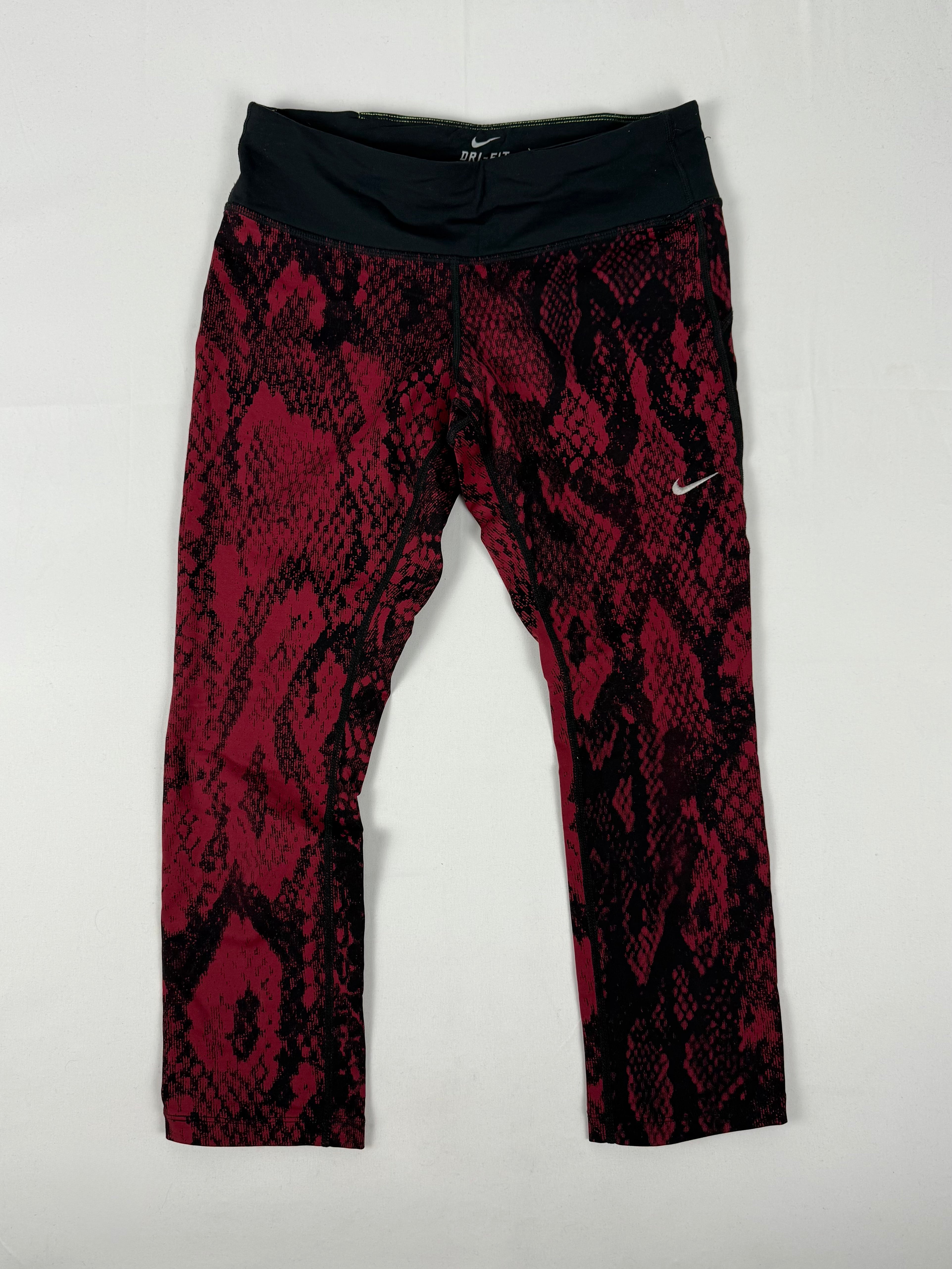 Red activewear capri pants (S)