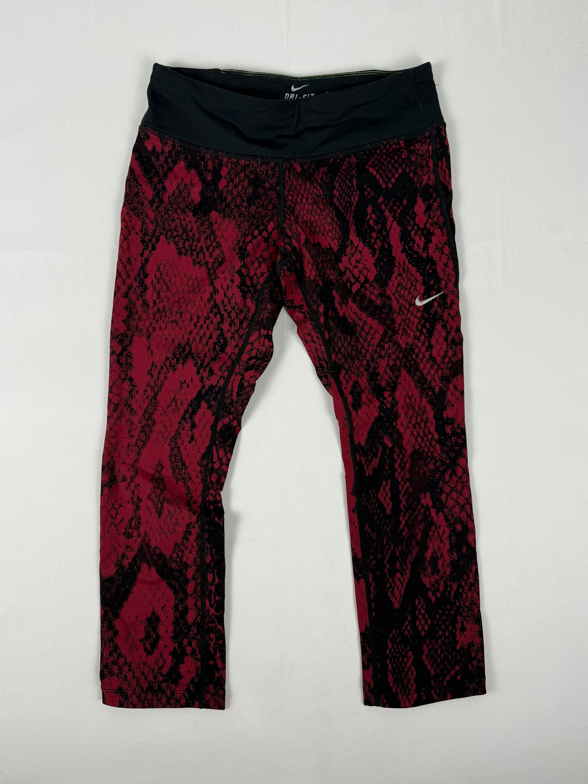 Red activewear capri pants (S)
