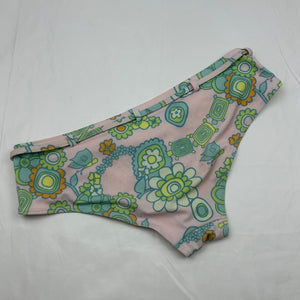 Baby pink floral low waist shorty bikini bottom (XL)