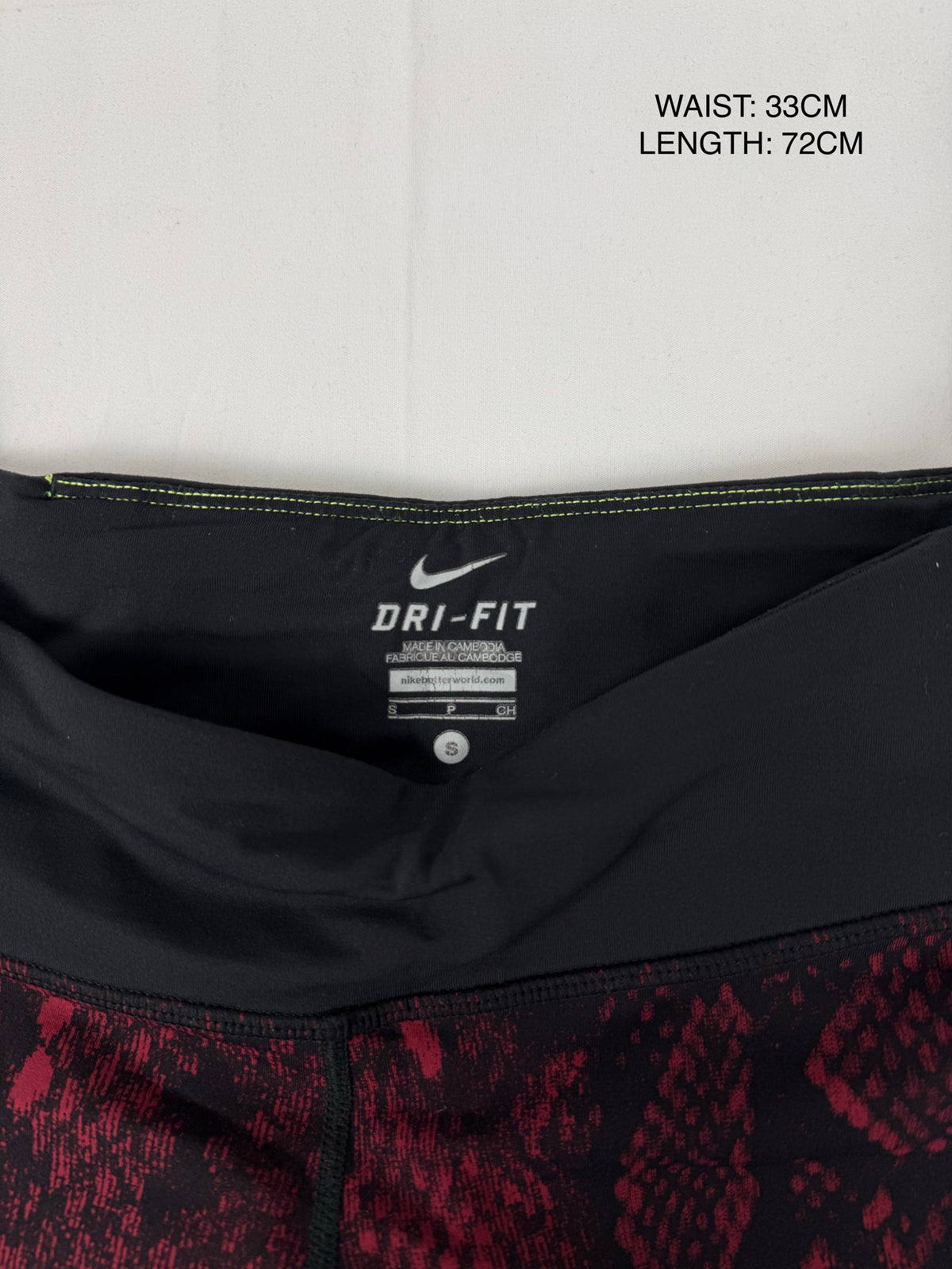 Red activewear capri pants (S)