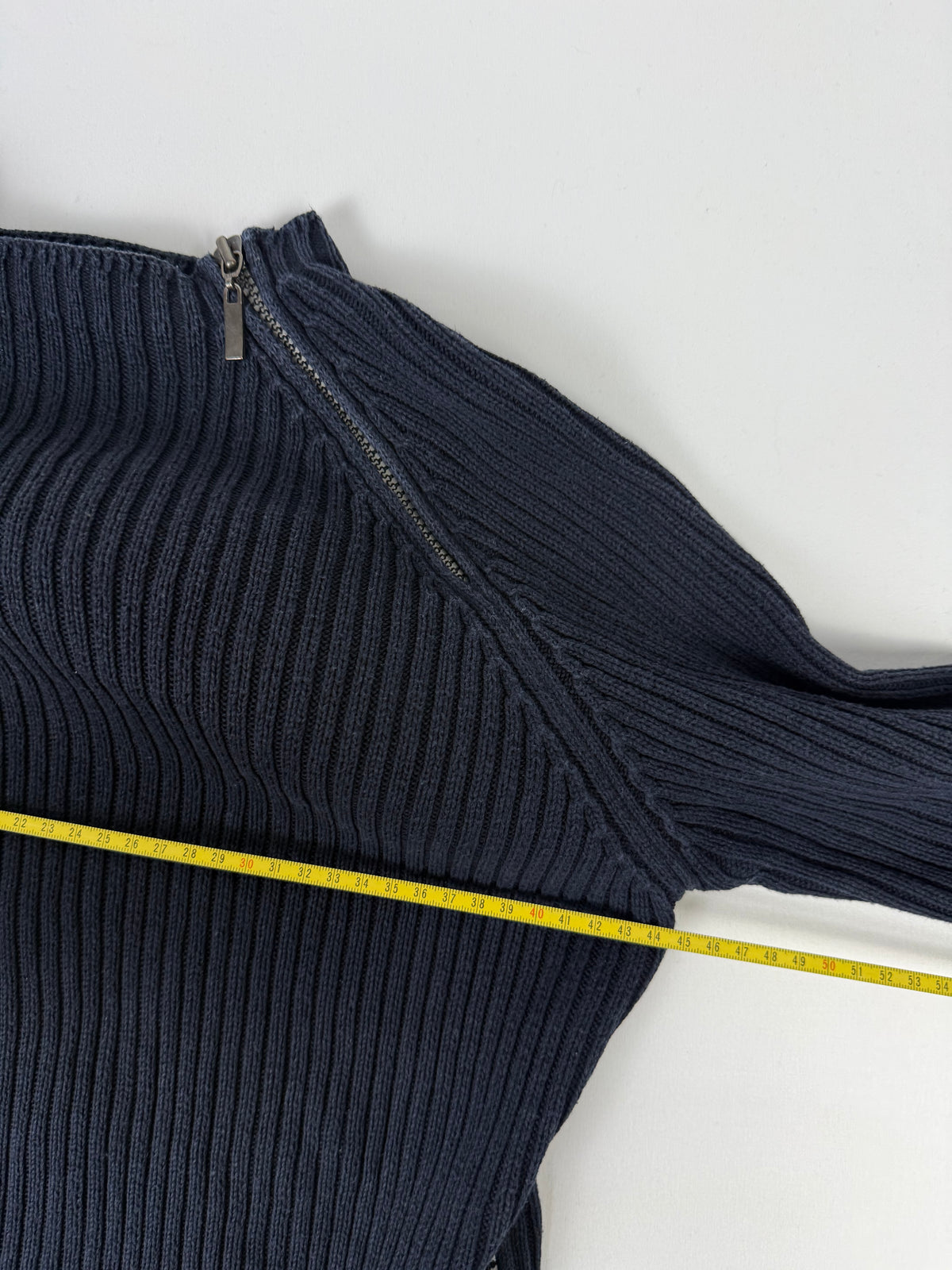 Navy ribbed zip up jumper (L)