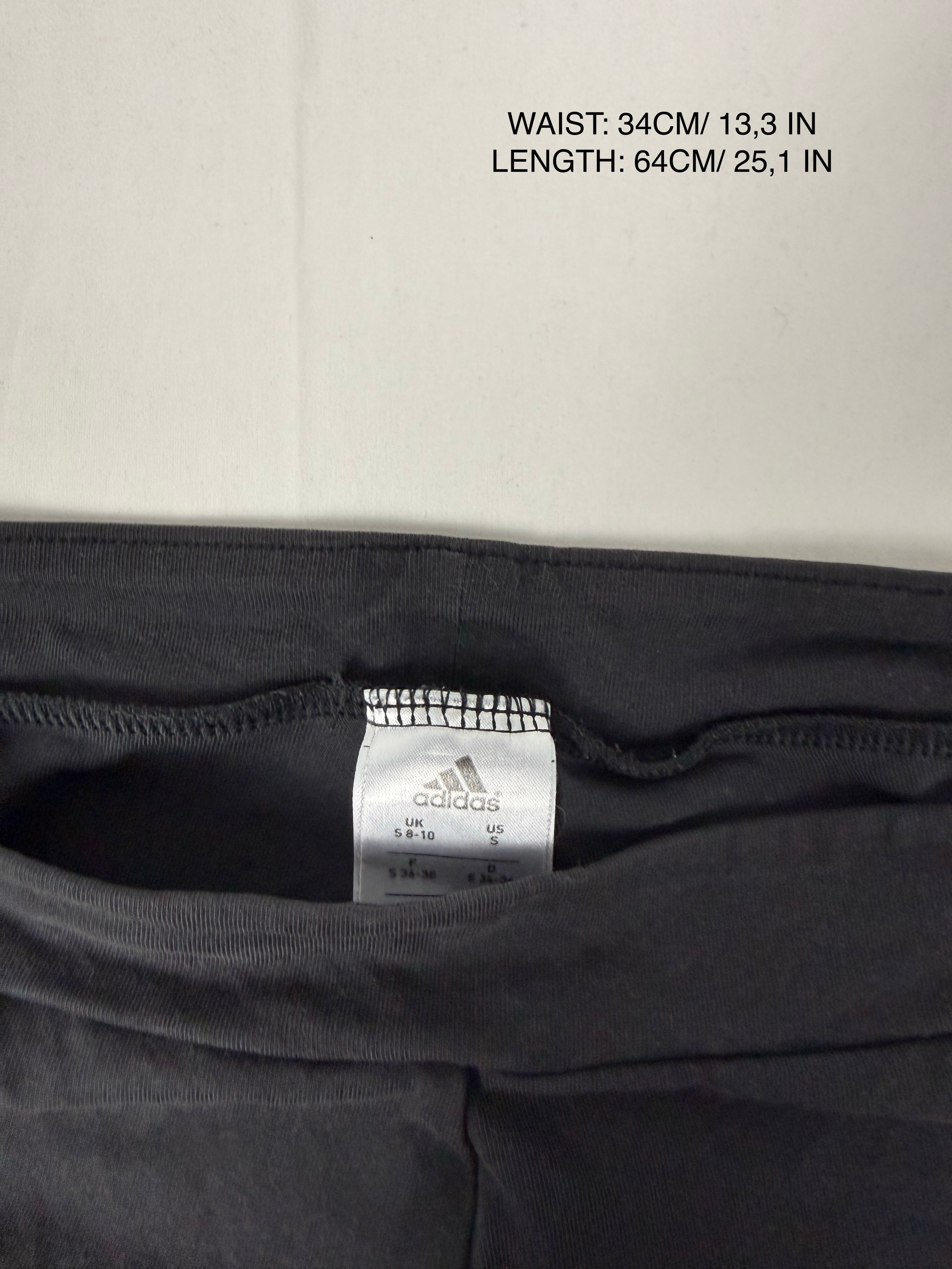 Black activewear low waist capri pants (S)