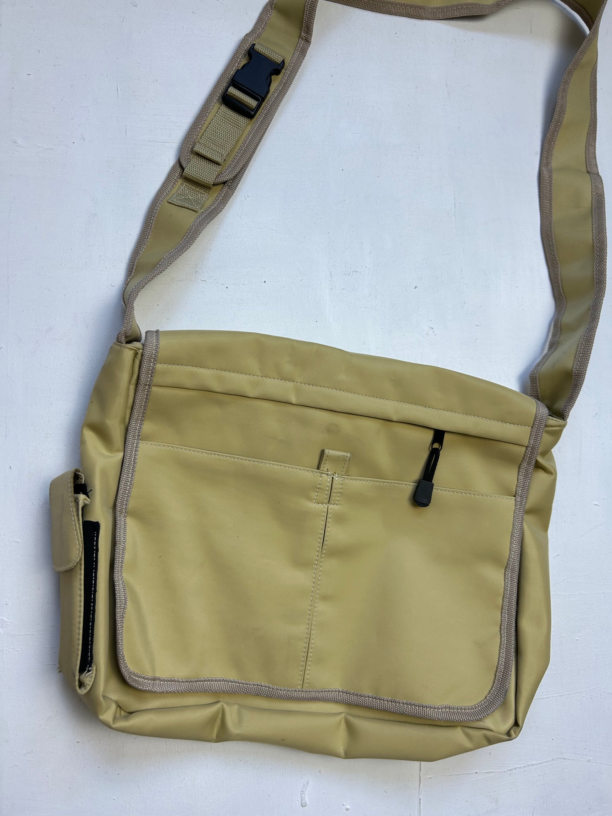 Beige uni besace crossbody bag