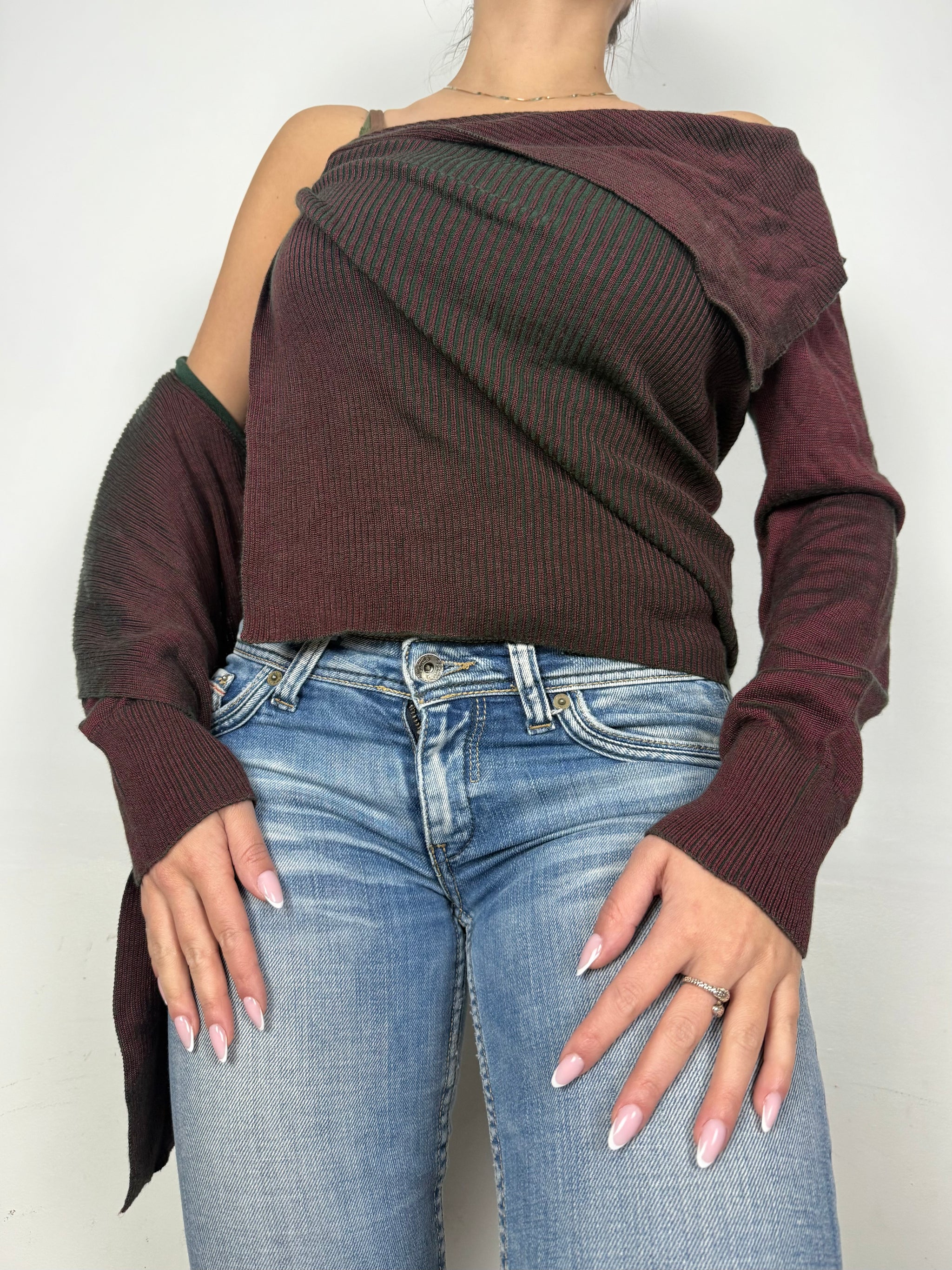 Burgundy red ribbed cardigan jumper (One size)