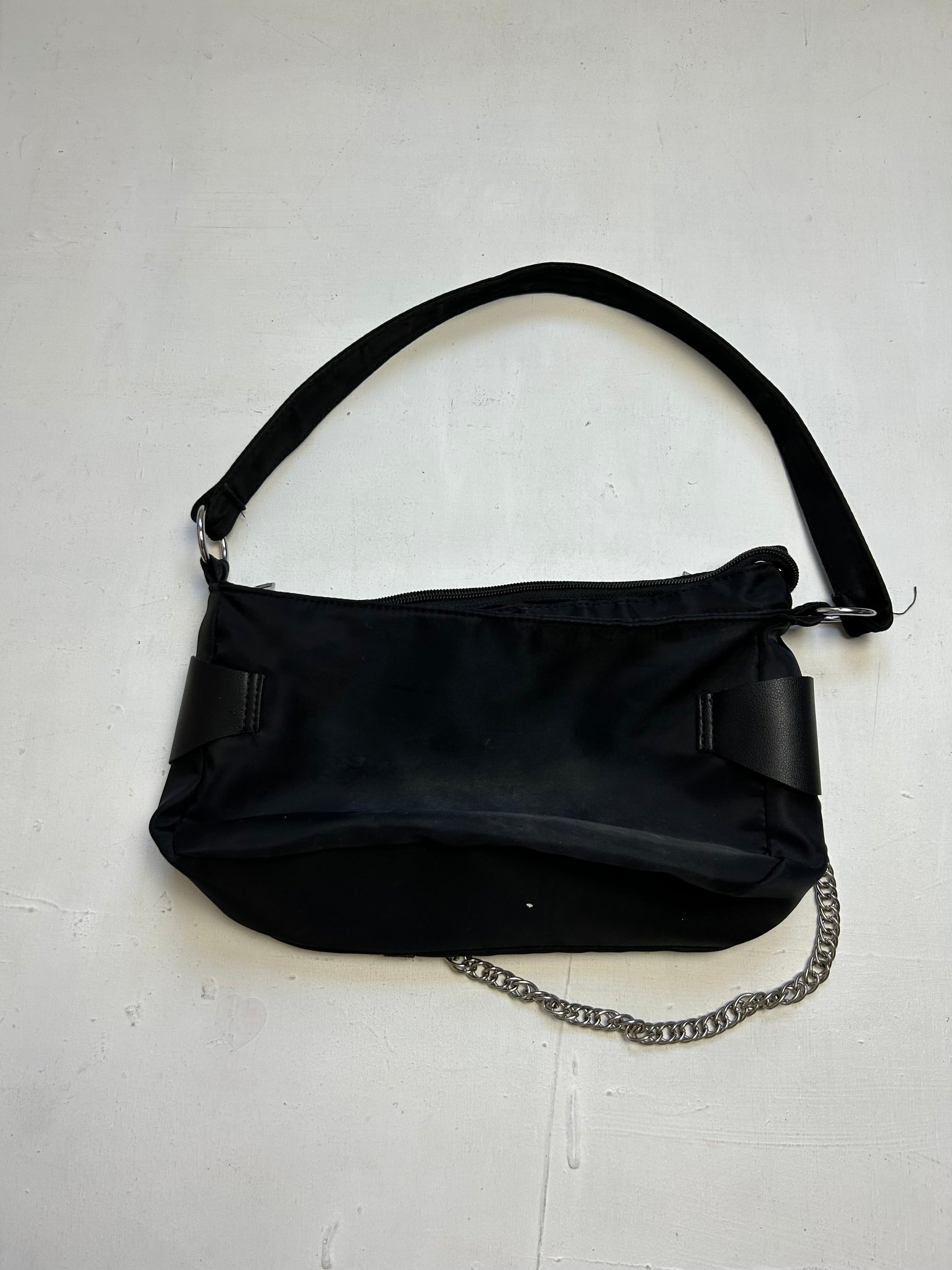 Black chain small shoulder bag