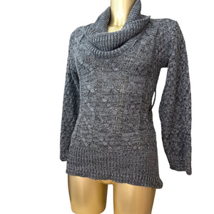 Grey turtleneck jumper (M/L)