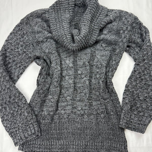 Grey turtleneck jumper (M/L)