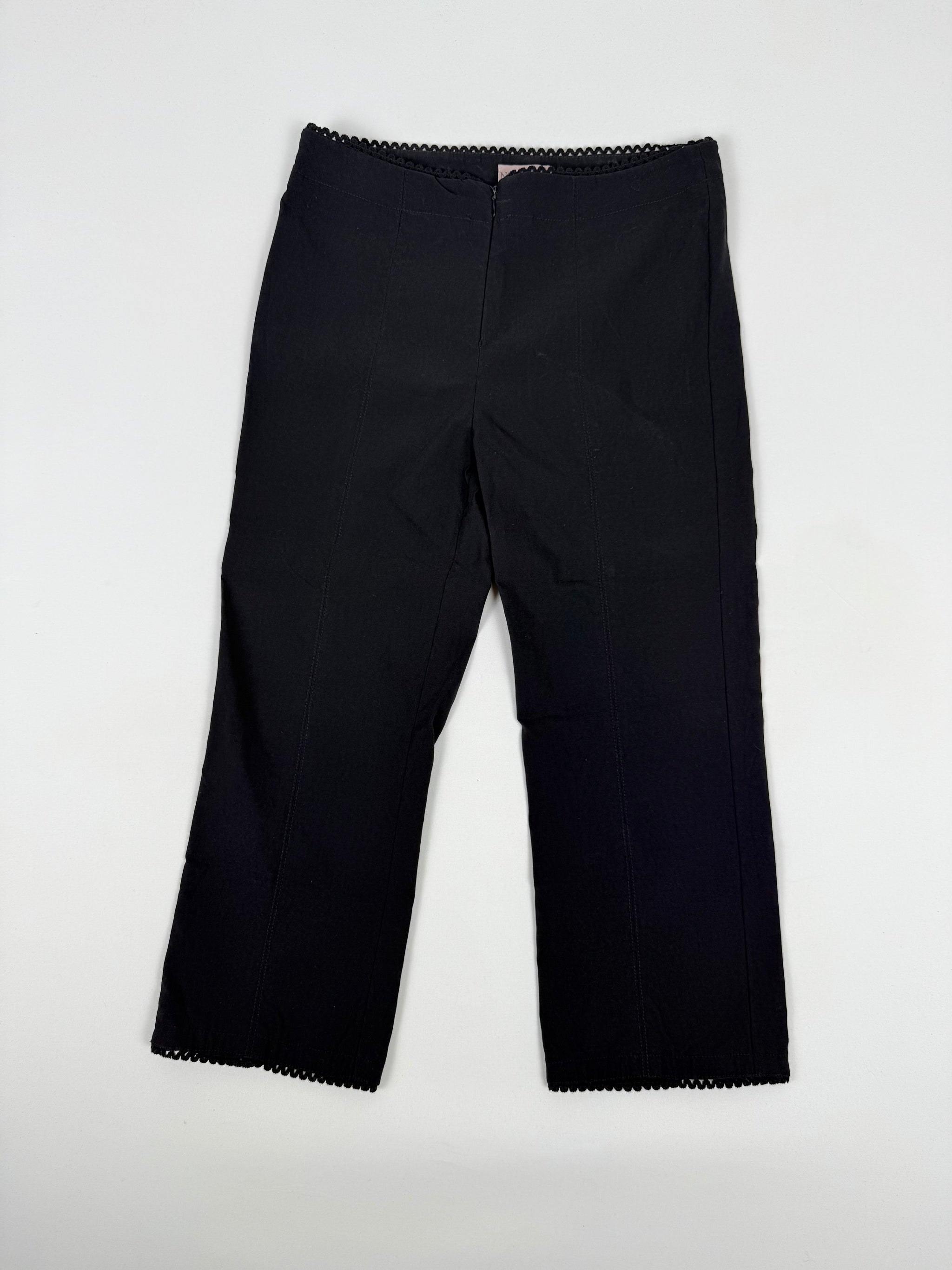 Black low rise capri pants (S)