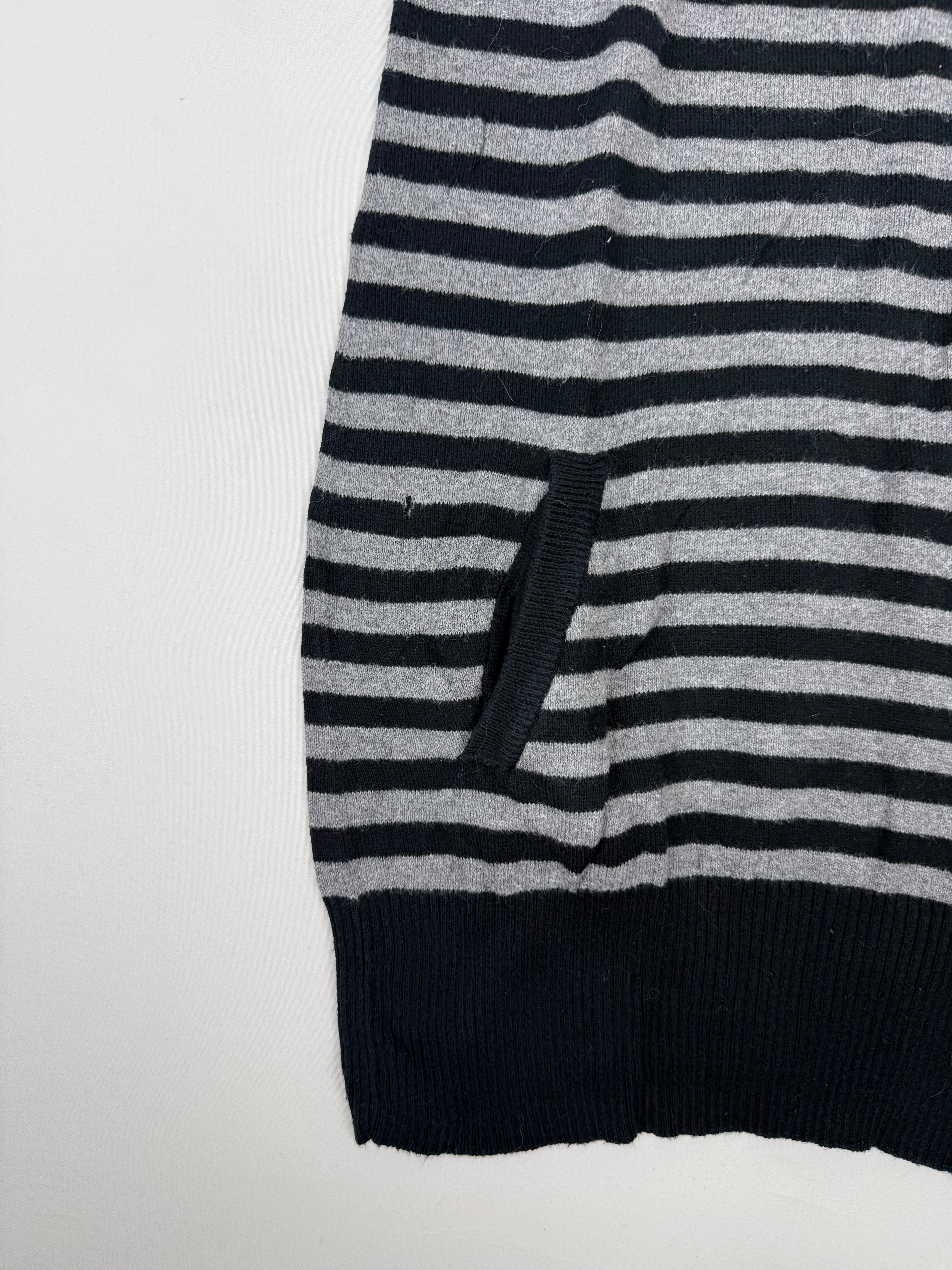 Grey striped hooded short sleeves jumper (S)