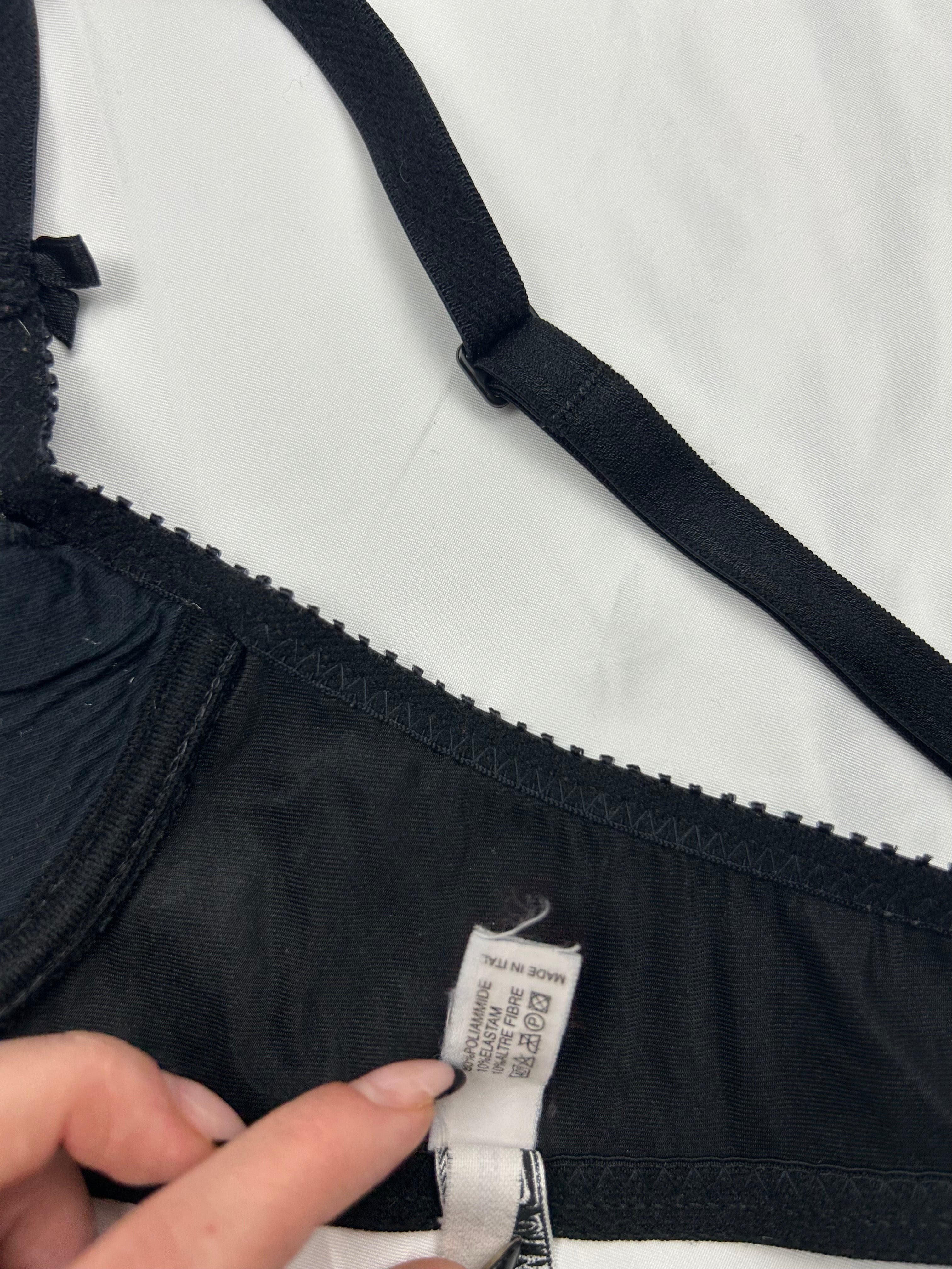 Black lace up mesh balcony vintage bra (90B)