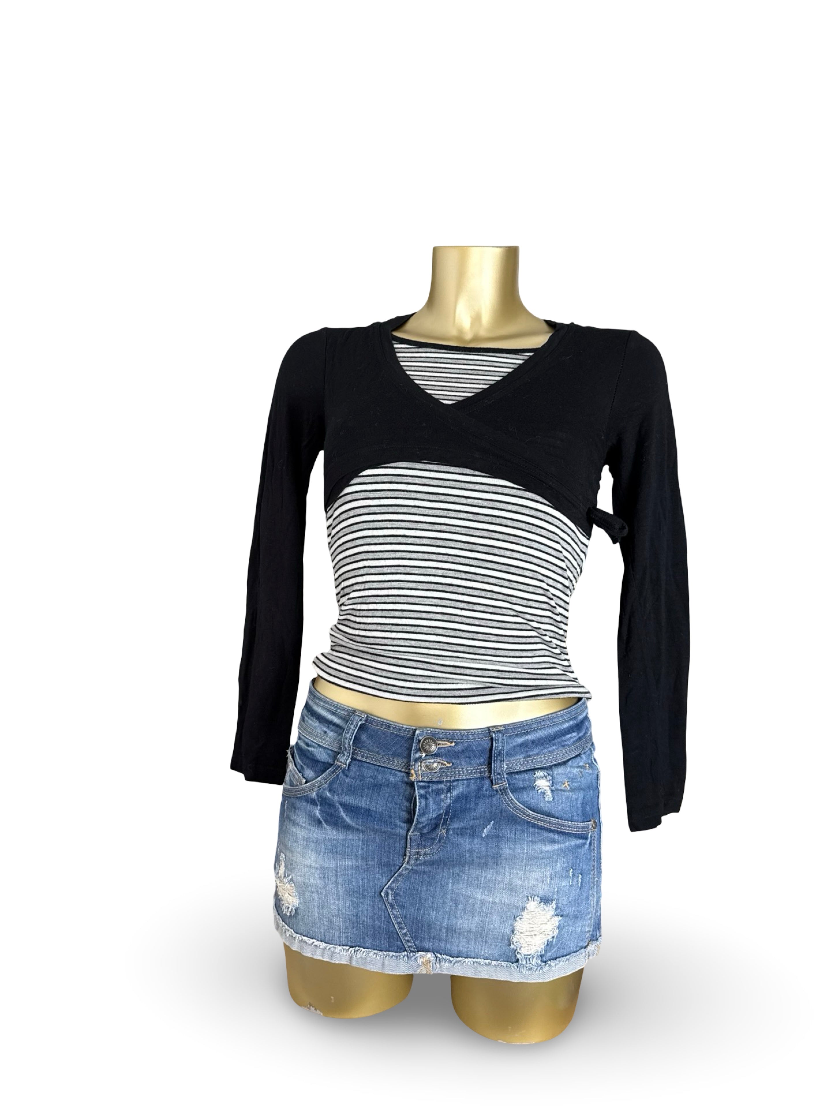 Black striped 2 in 1 hooded long sleeves top (XS)