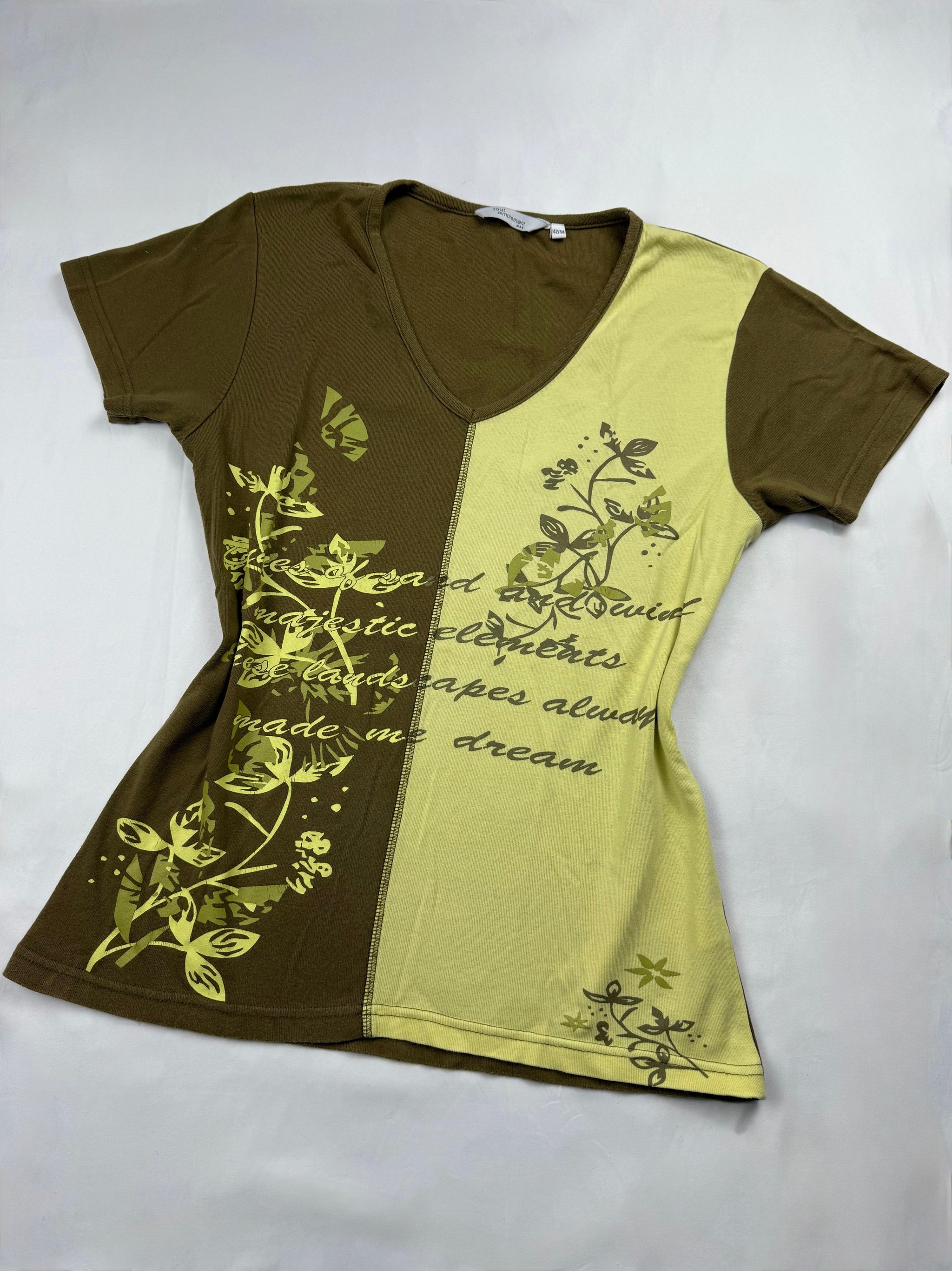 Khaki graphic 100% cotton tee (M/L)