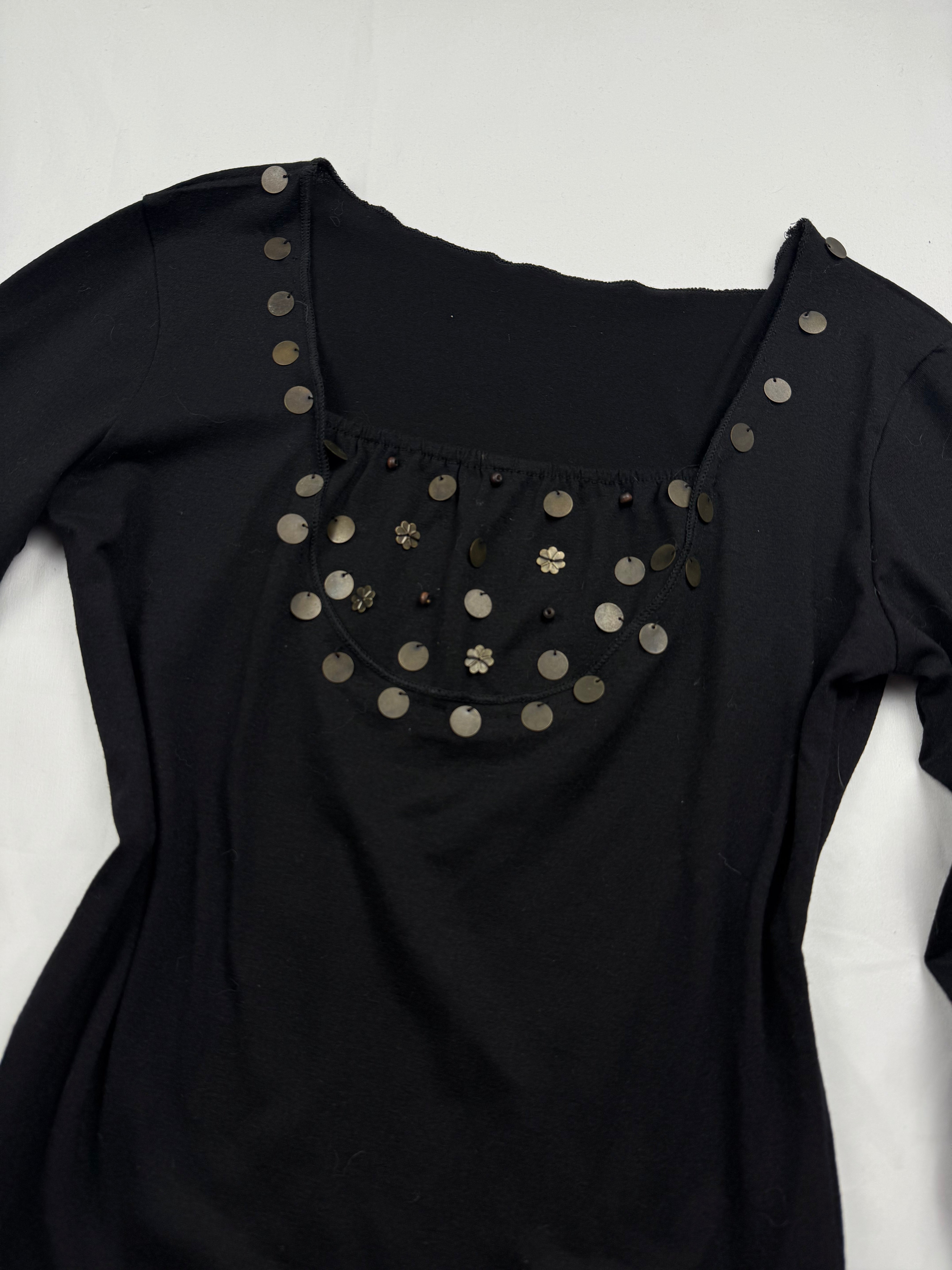 Black cotton sequins flared long sleeves top (S/M)
