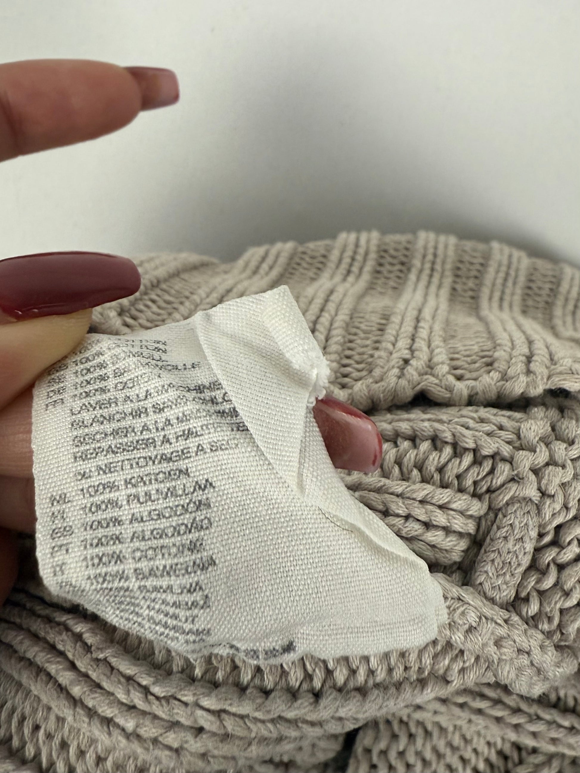 Beige 100% coton buttons up hooded cardigan jumper (M/L)