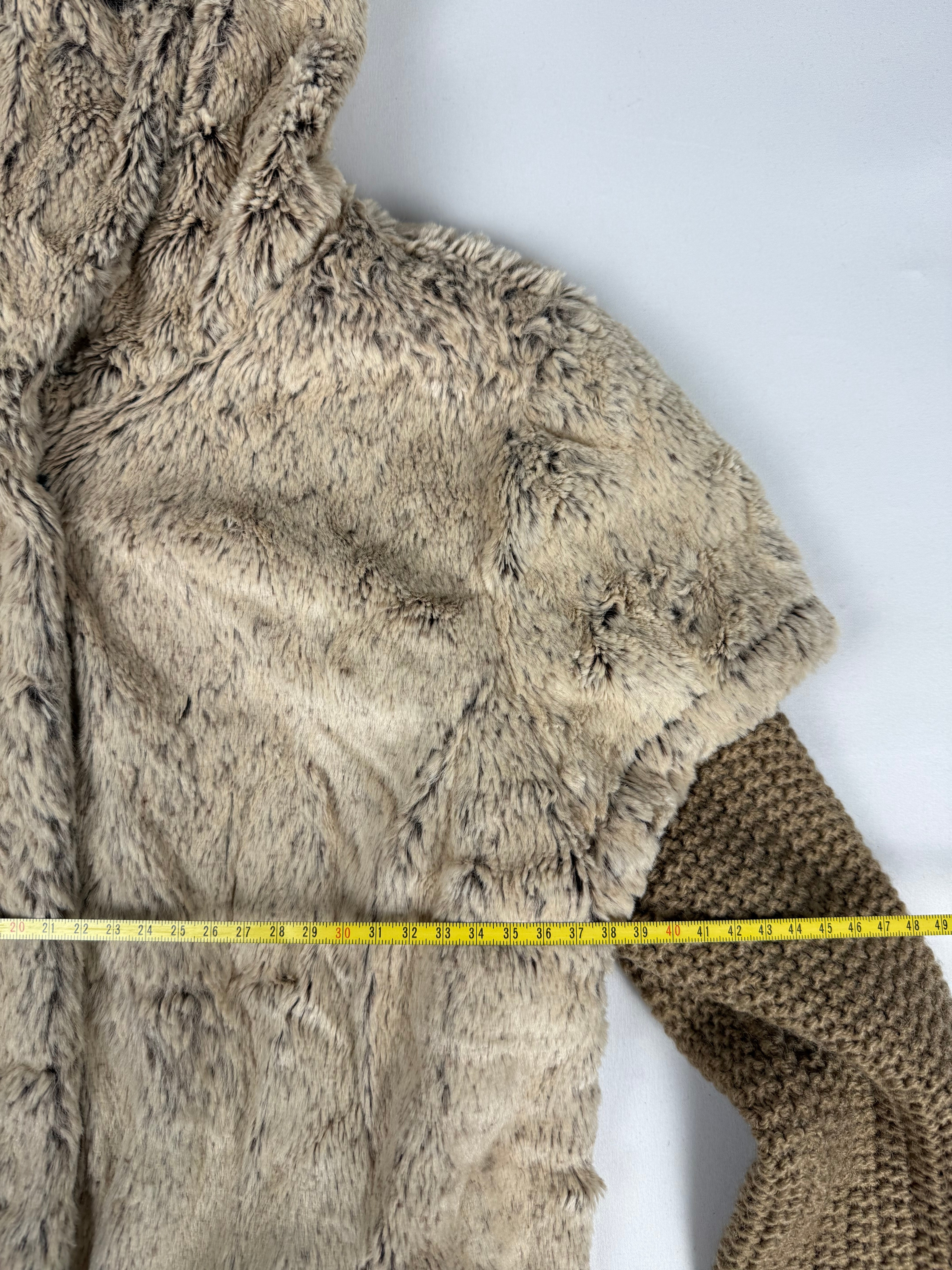 Beige faux fur layer 2 in 1 knitted jacket (S)