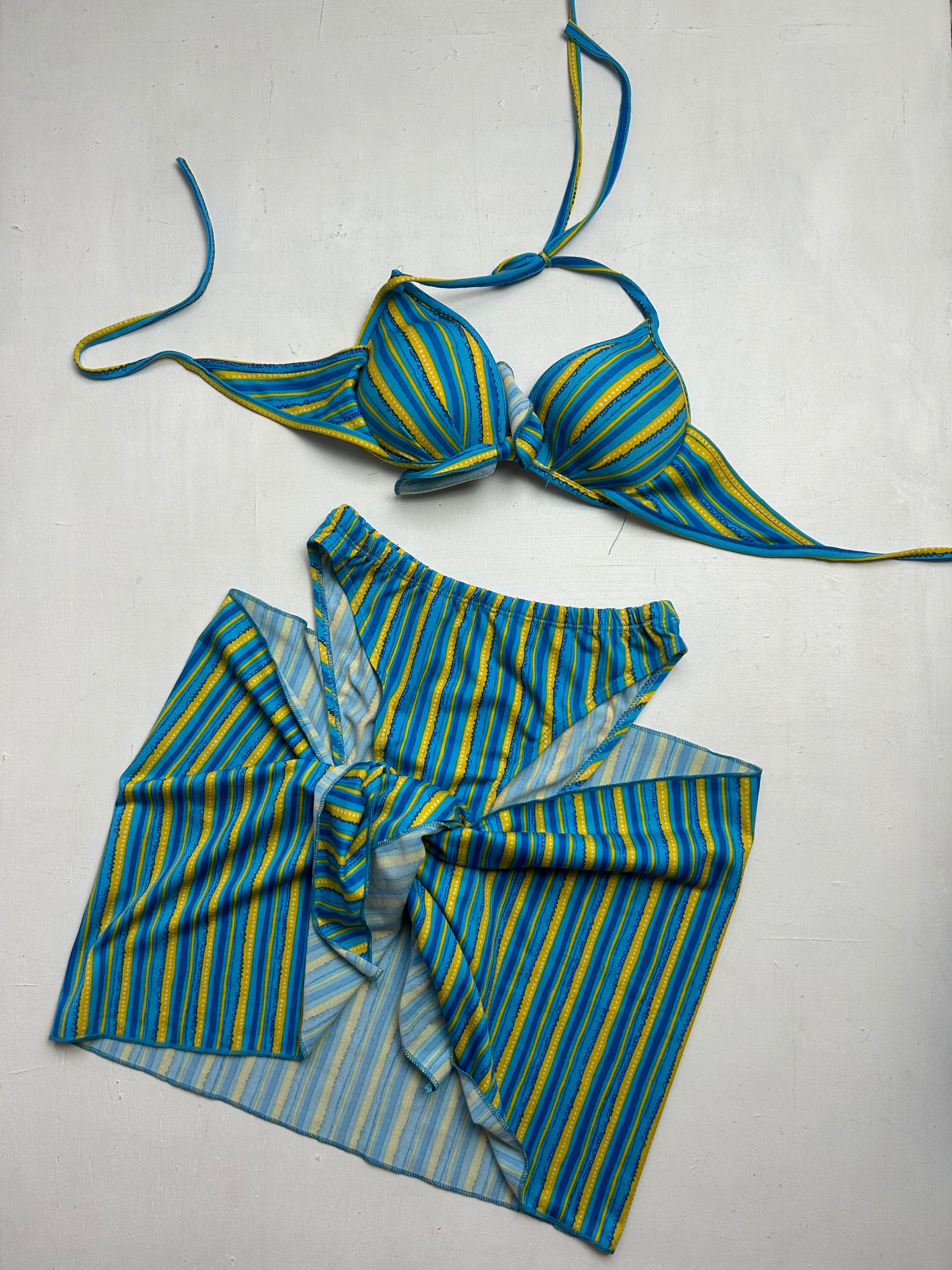 Blue striped mid rise adjustable y2k vintage bikini set + pareo skirt (S)