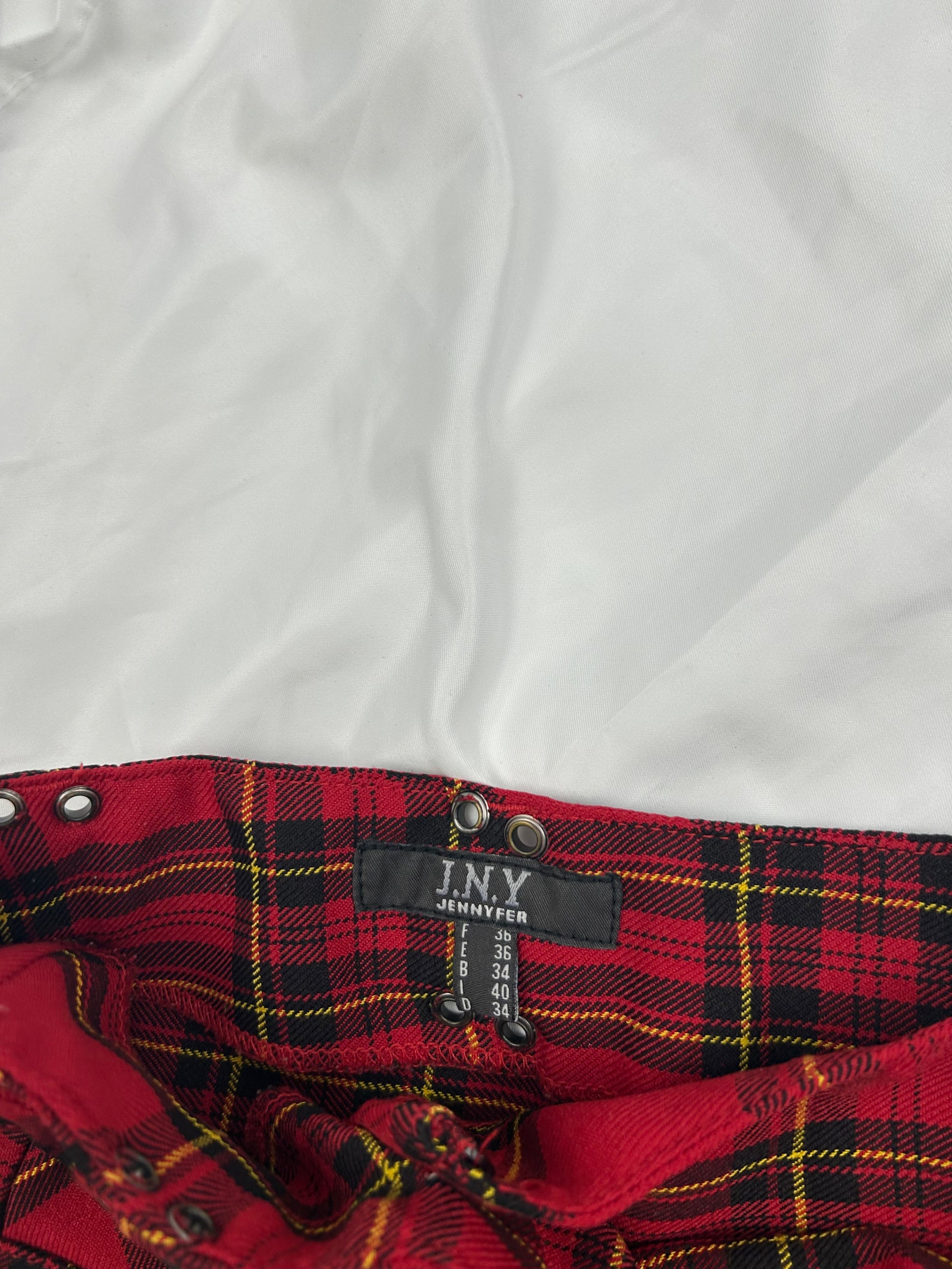 Red check print pleated mini skirt (XS/S)