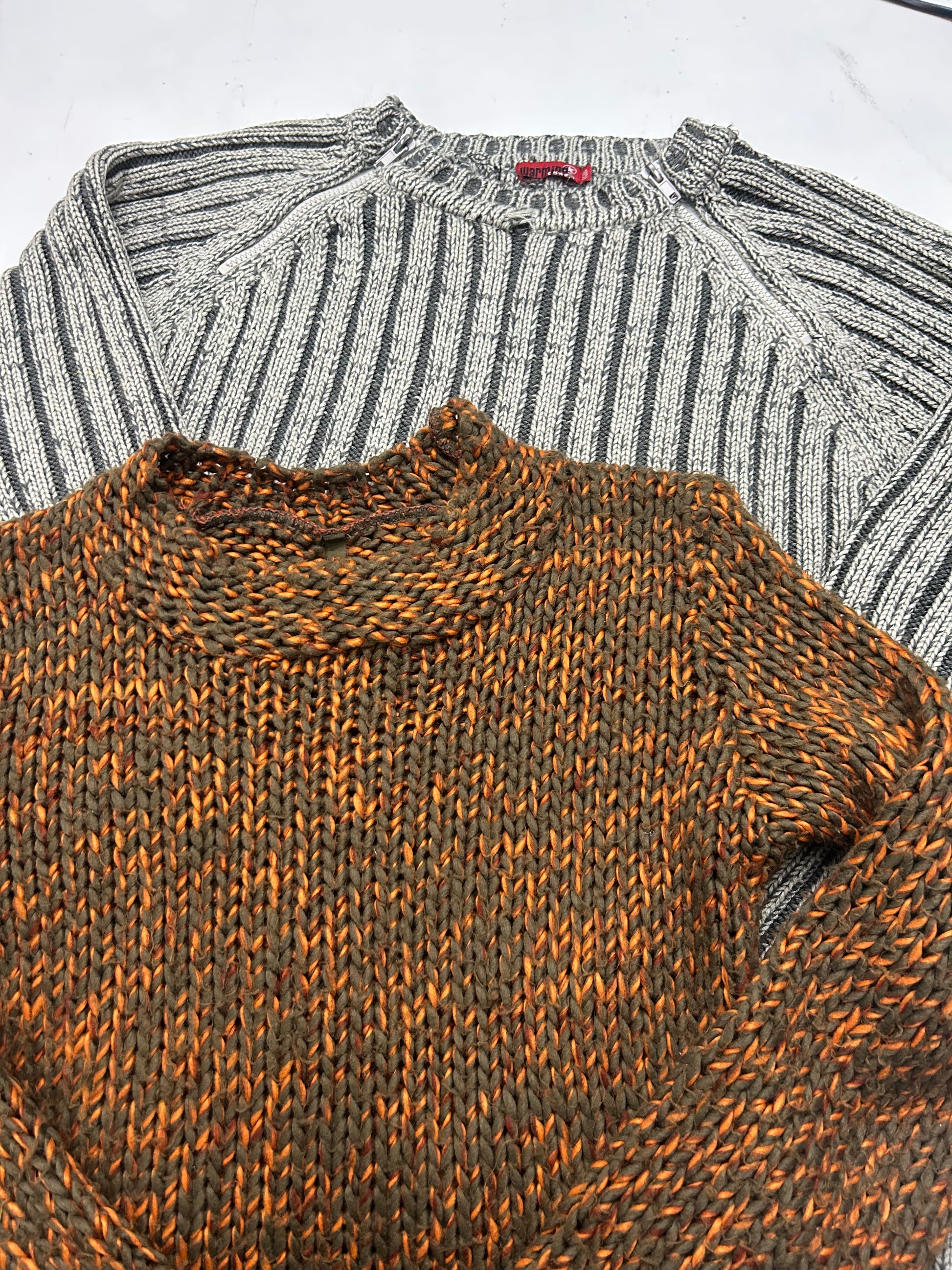 Orange & brown knitted y2k jumper (S/M)