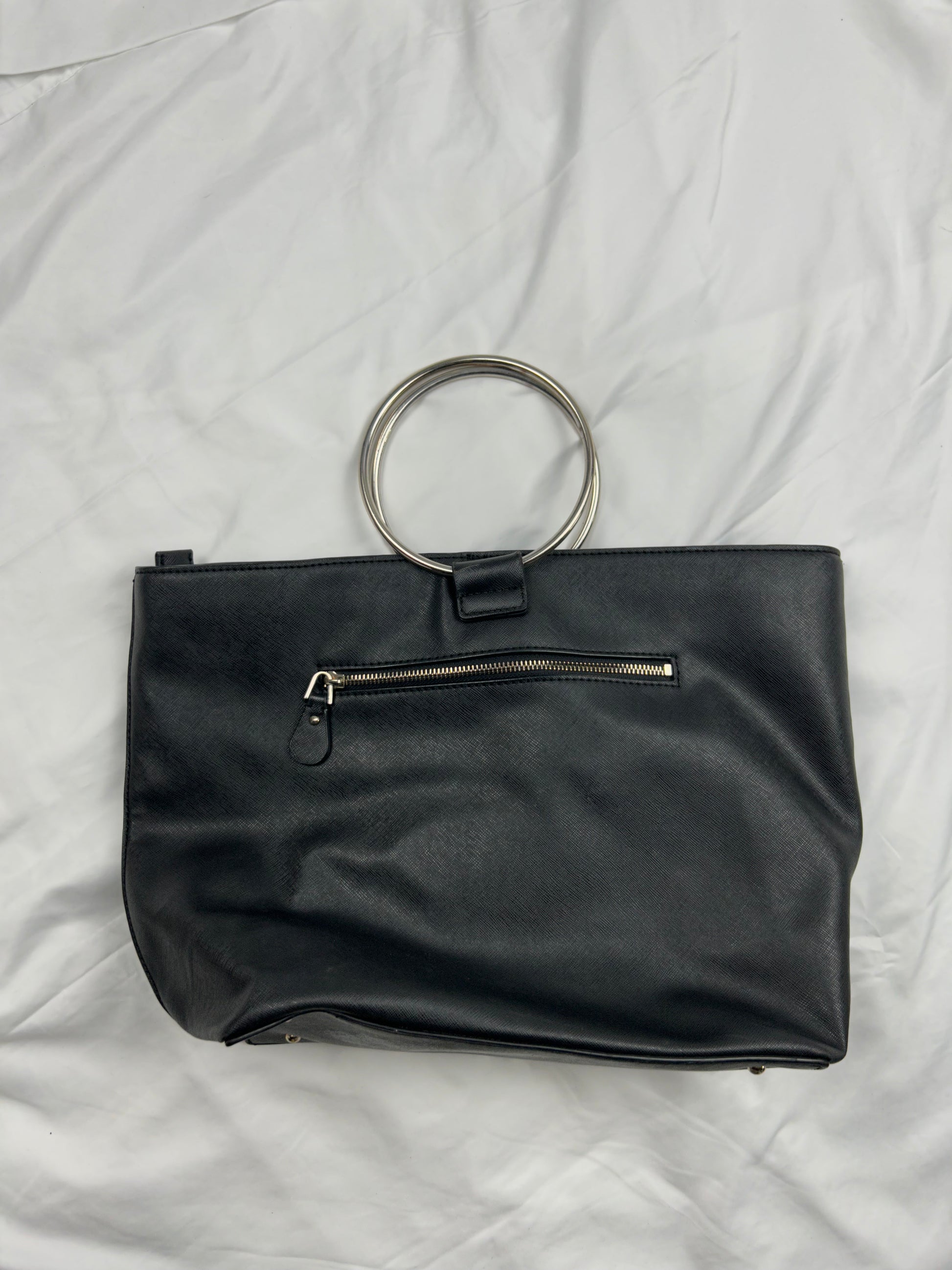 Black hoop straps handbag (40x26 cm)