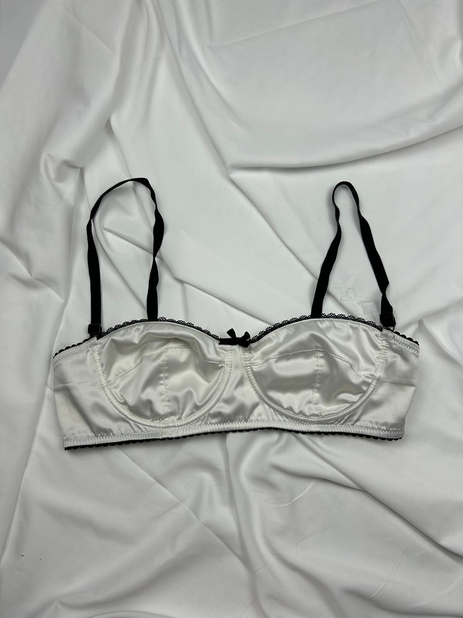 White satin effect band balcony vintage bra