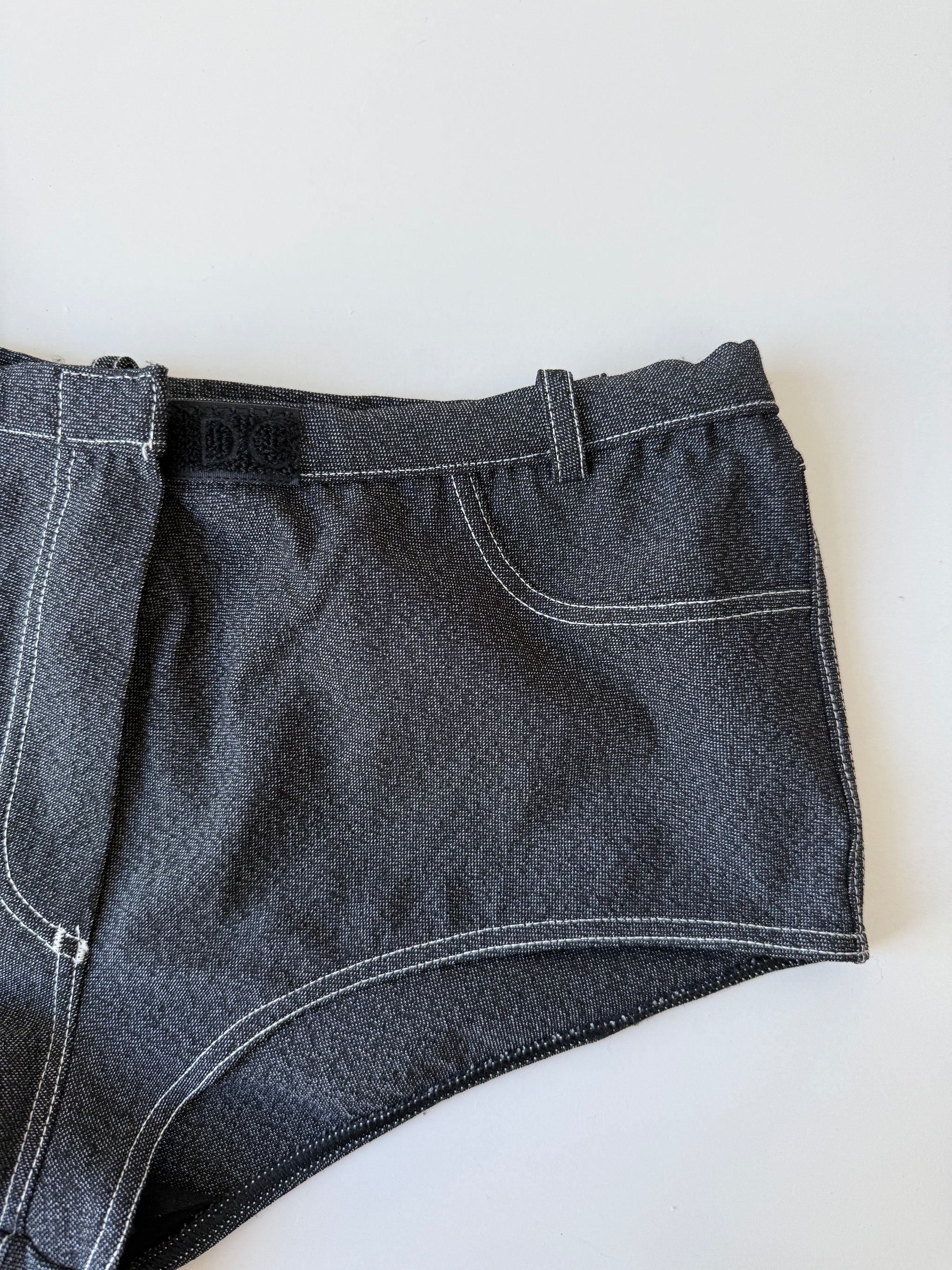 Navy denim low rise micro short (XS)