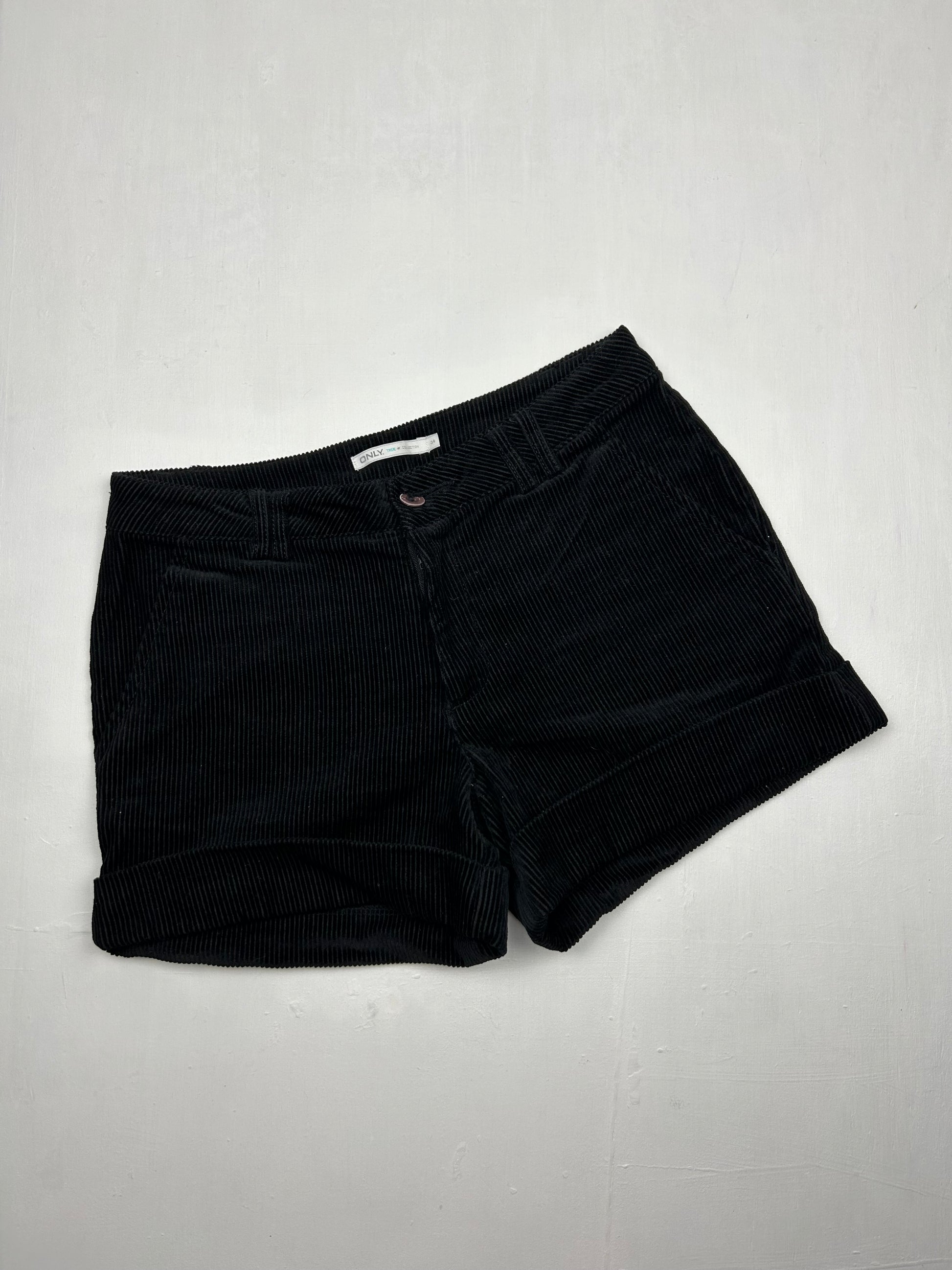 Black velvet ribbed low rise mini short (S)