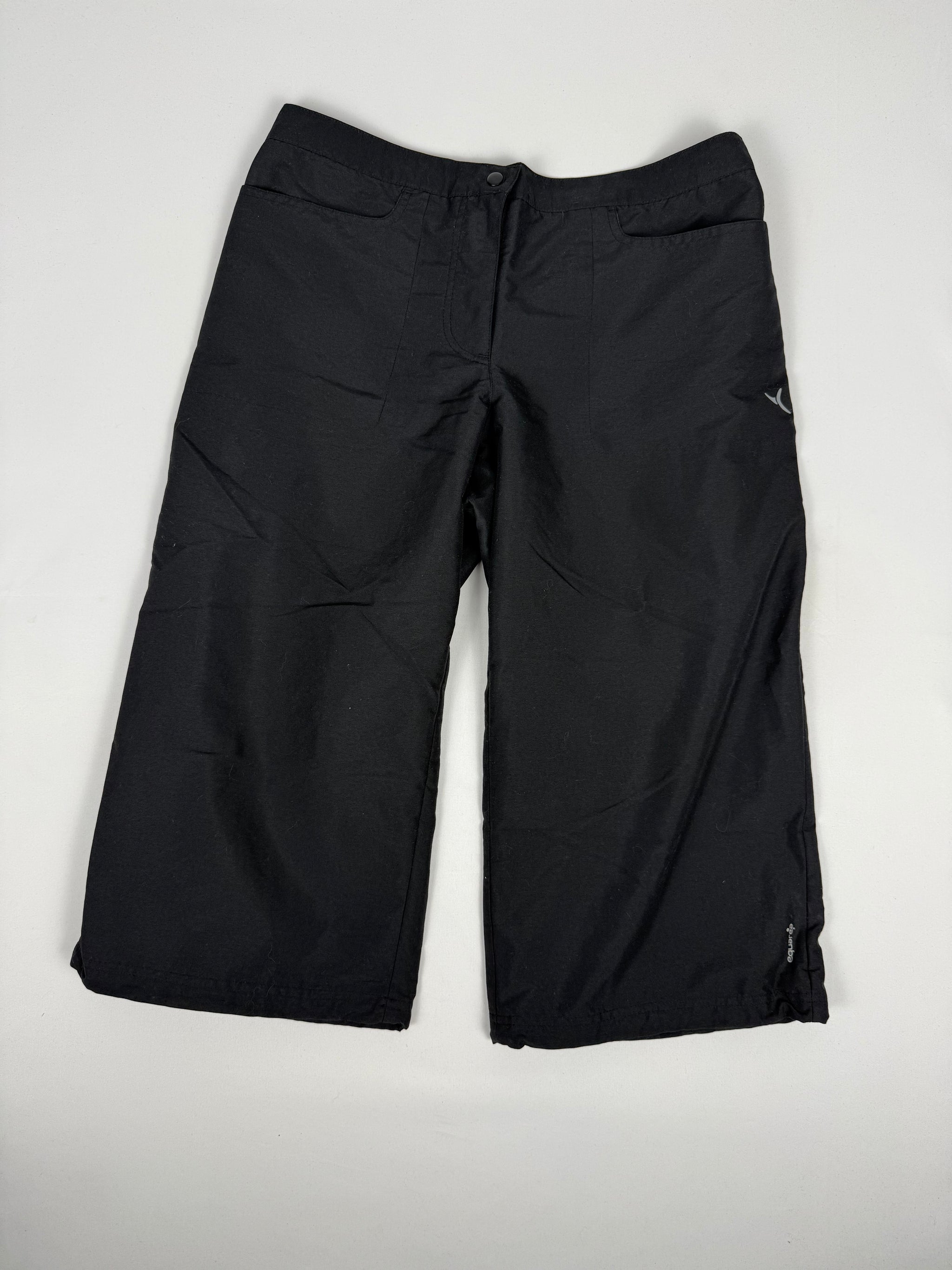 Black low rise baggy capri pants (L)