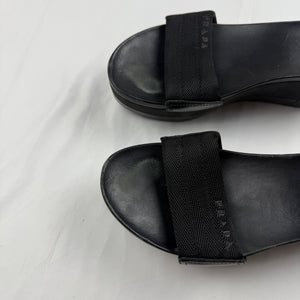 Black logo wedge heels mules (38)