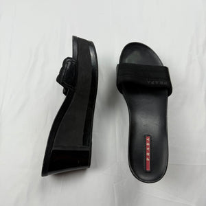 Black logo wedge heels mules (38)